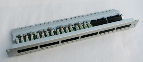 lanse 3-play Patchpanel 19" 16xrj45 utp c5e aluminium telesafe
