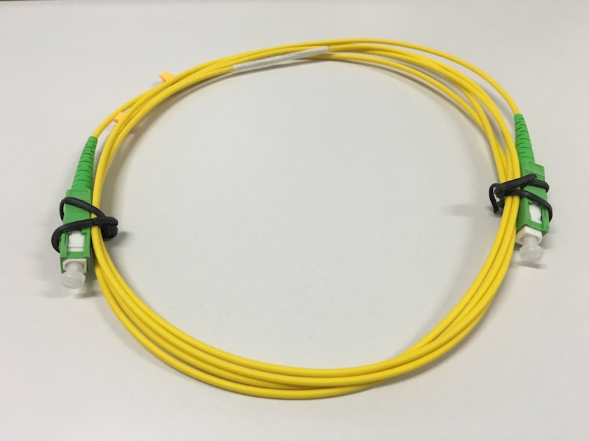 BCC SOLUTIONS CONNECTING CABLE-FIBRE SM OS2 SC-APC/SC-APC/2m (E ...