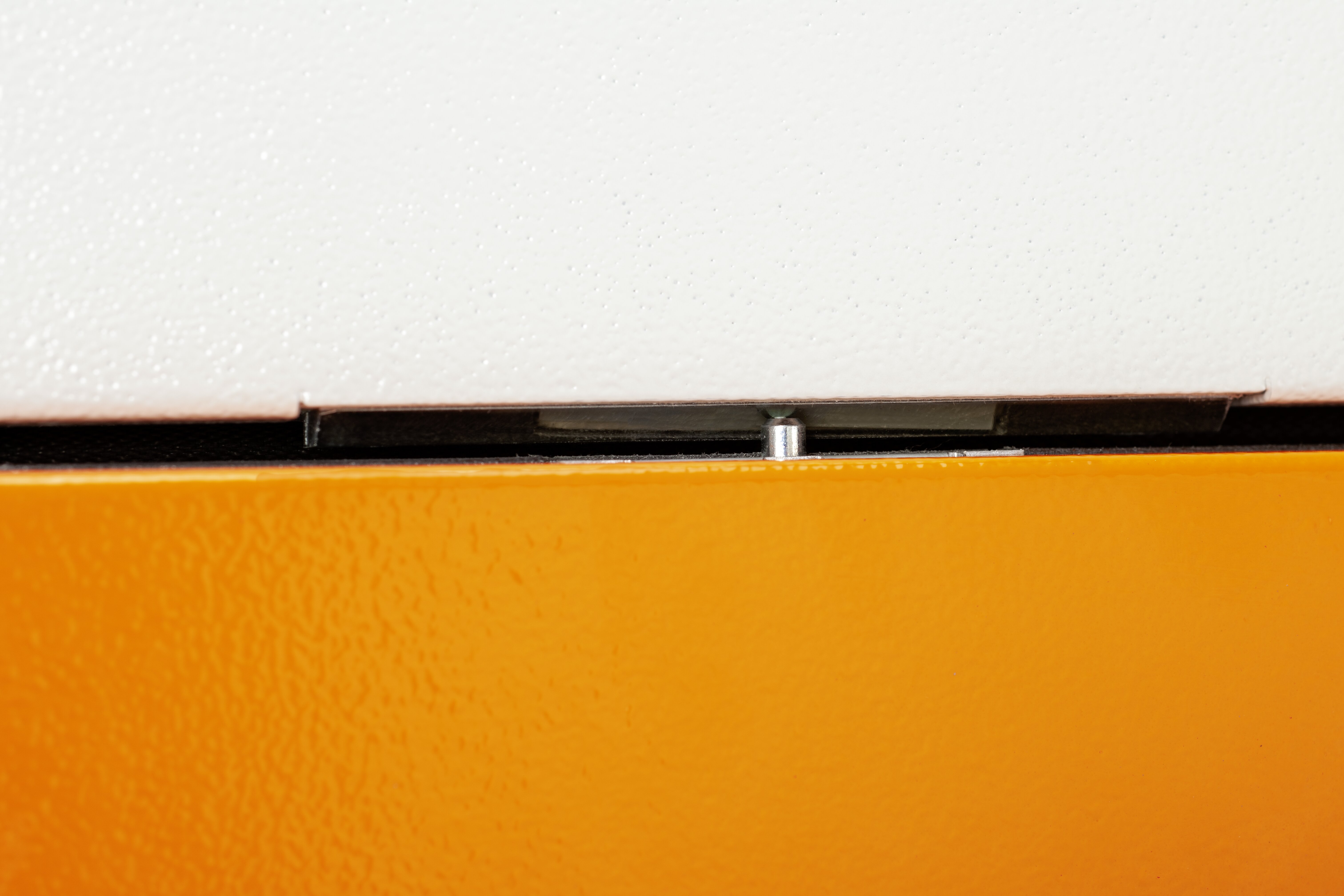 cemo Safety storage proline 12/20 orange door hatch 33l