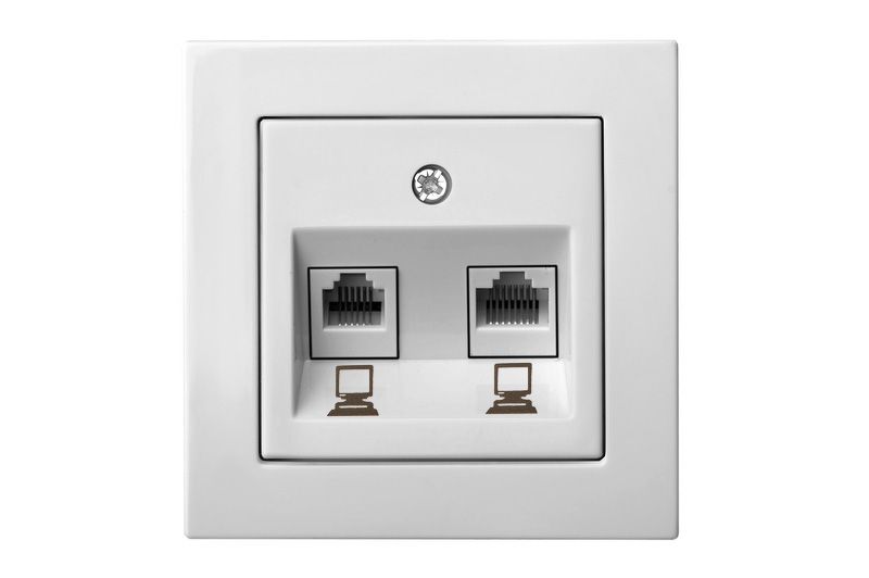 liregus Kompiuterio lizdas 2-v.  b/r ikl-002-01 e/b