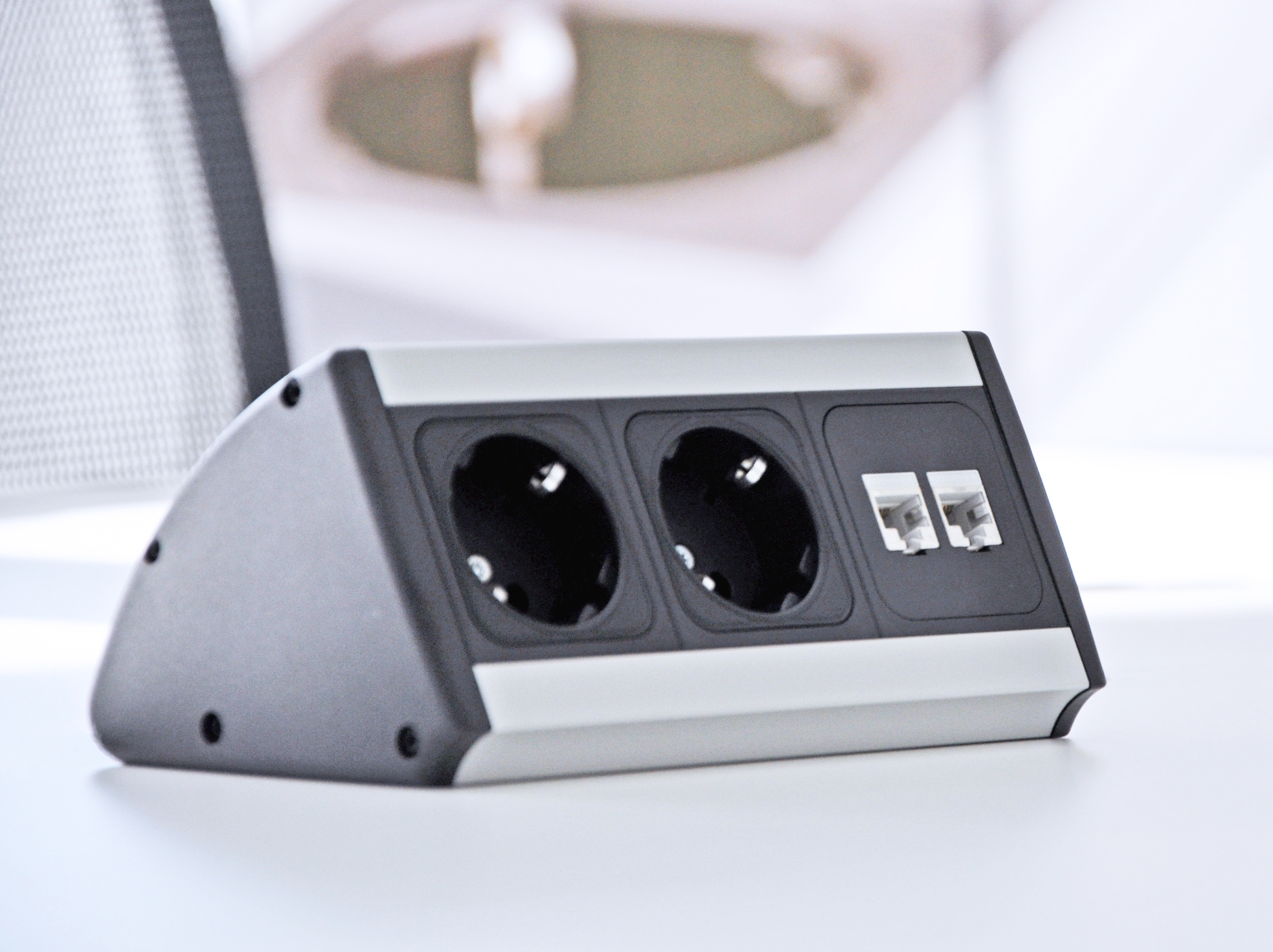 M BOX FOCUS 2EL 2XC6 HDMI USB