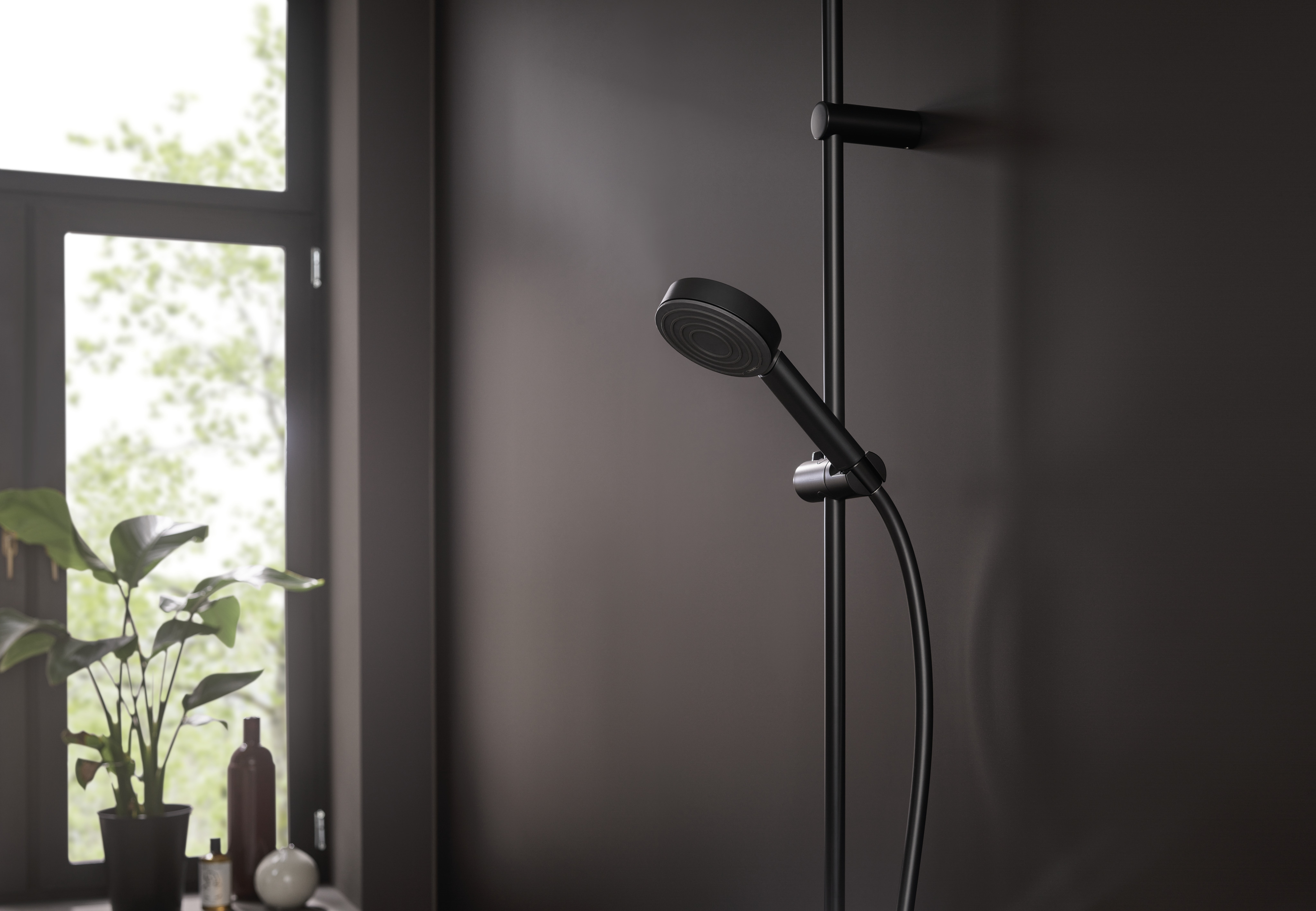 hansgrohe Käsisuihku hansgrohe 24121670 pulsify green  musta