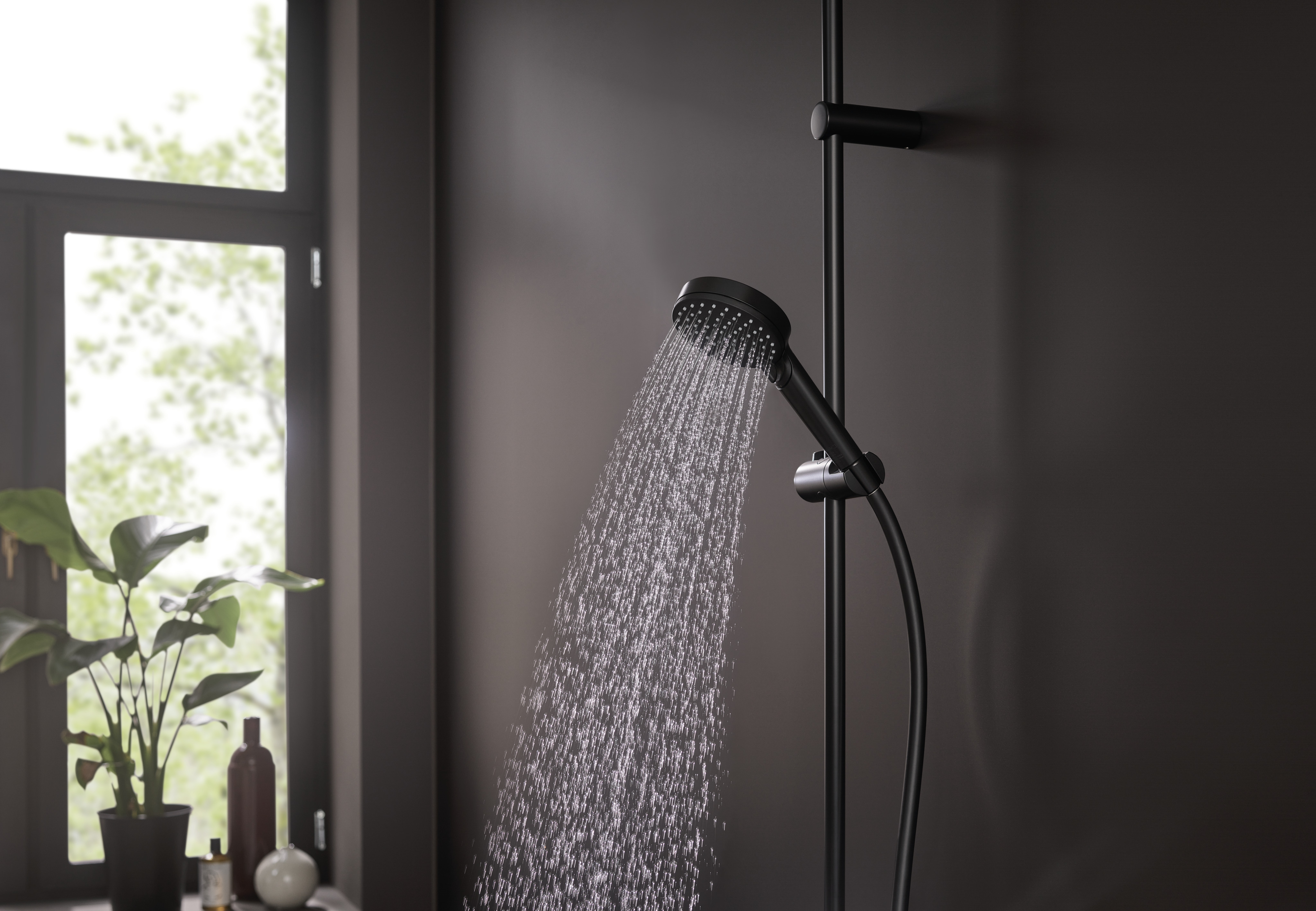 hansgrohe Hand shower hansgrohe vernis blend vario eco m.bl