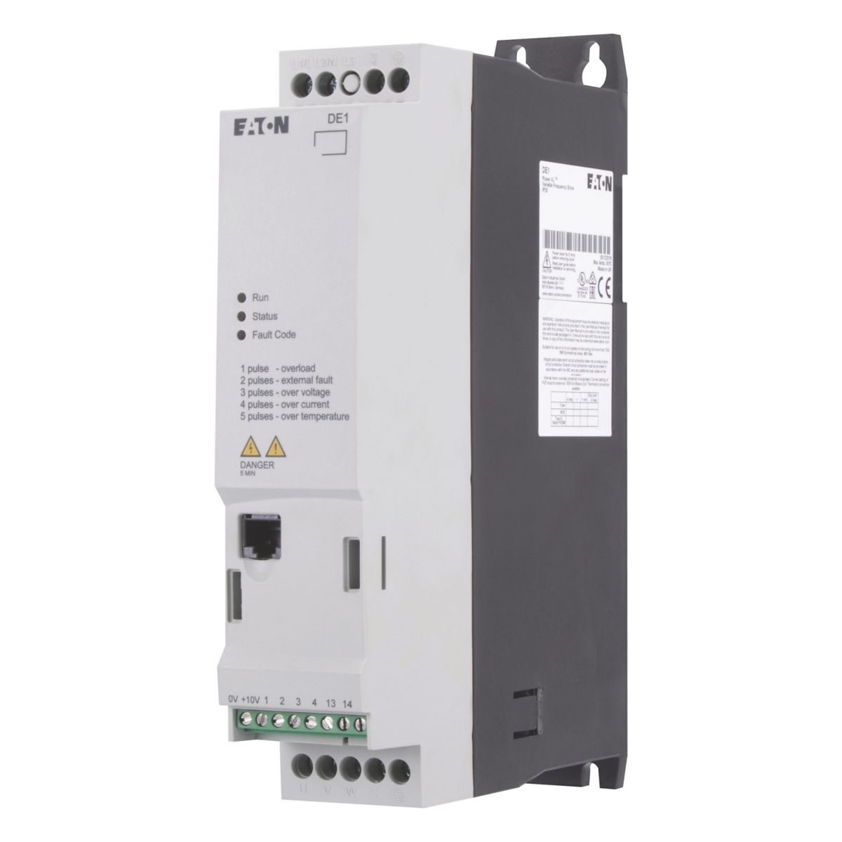 DE1 1~/3~240V 7 A 1,5 KW/2HP DE1-122D7FN-N20N