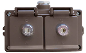 selcast Socket outlet locking dual 1xpk16