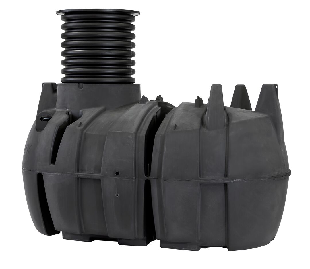 uponor Slamavskiljare uponor med pump 2,4 m3