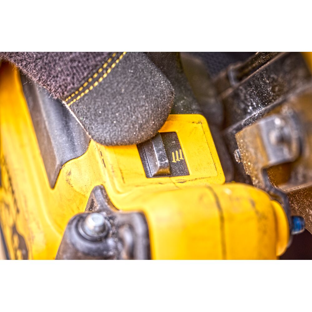 dewalt Akkurunkonaulain dewalt dcn930p2 18v xr 2x5,0ah salkku