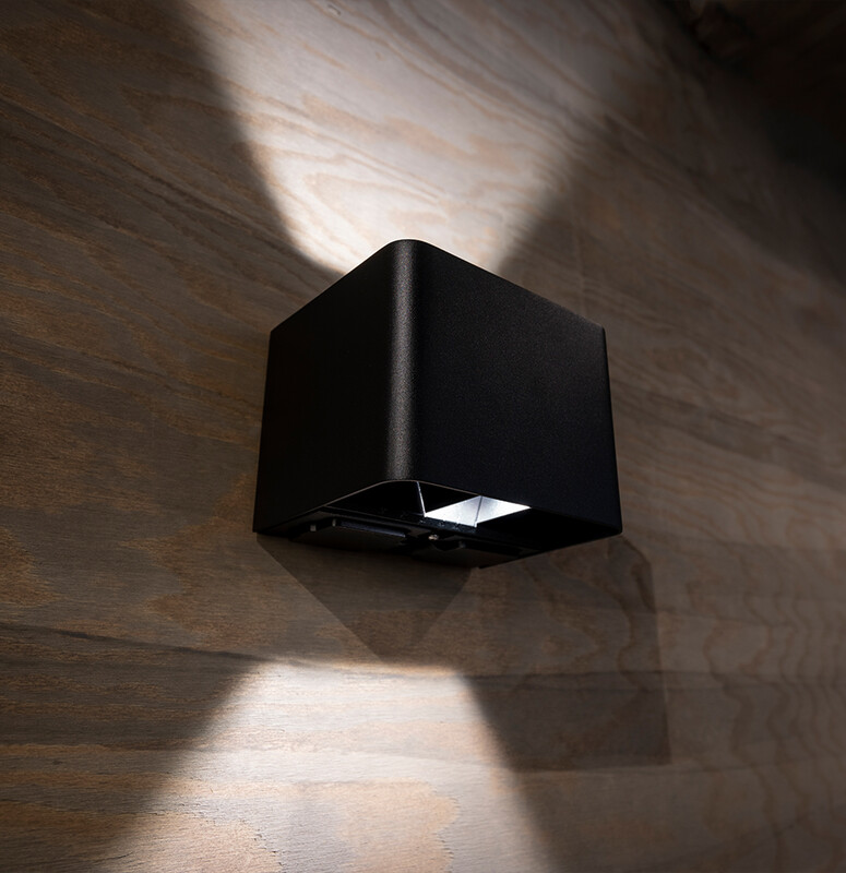 slc Seinävalaisin ulko slc shadow 2xschuko 2x5w 3cct ip65/ip54