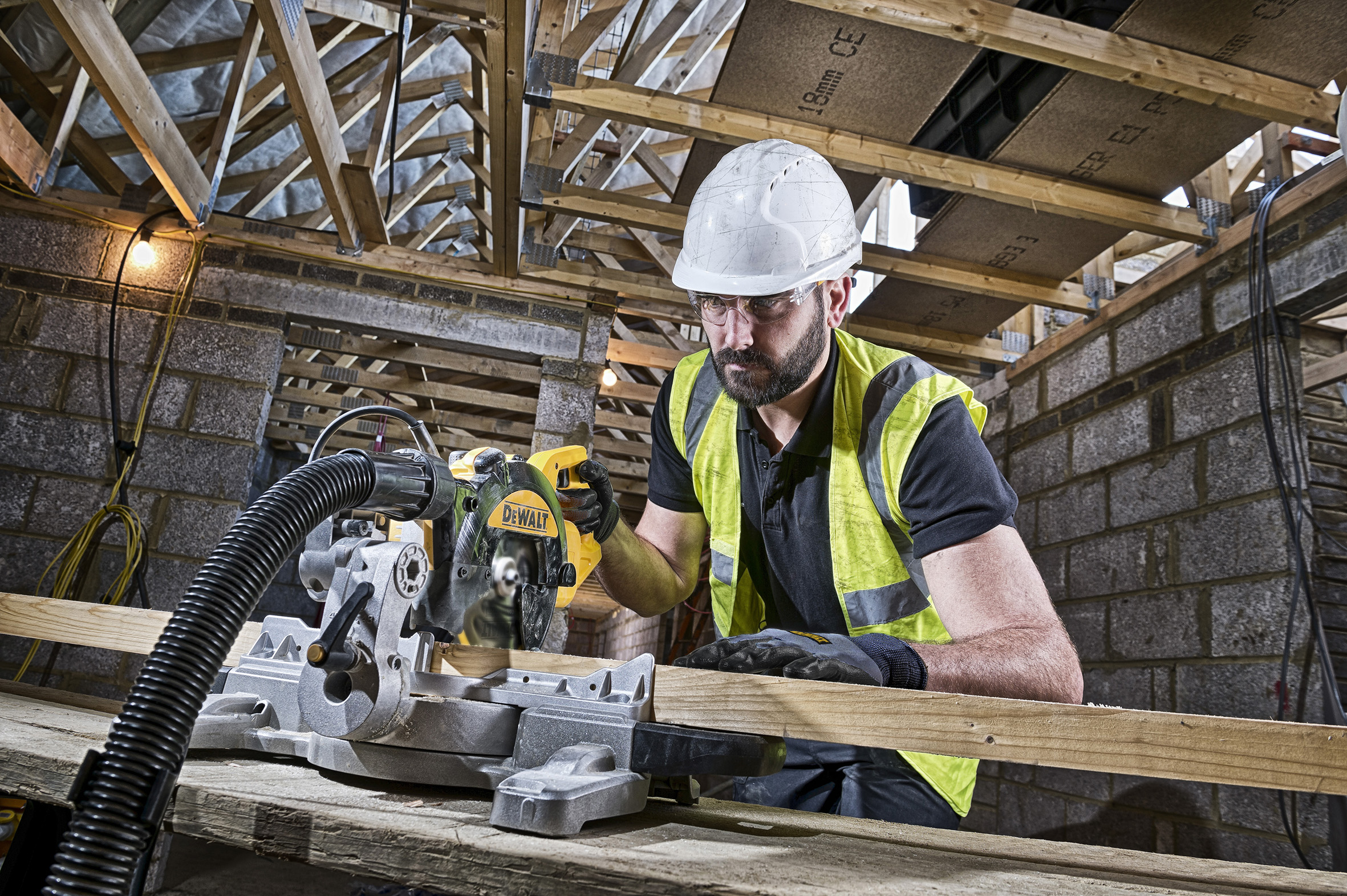 dewalt Katkaisu- /jiirisaha dewalt dws774 xps 216mm