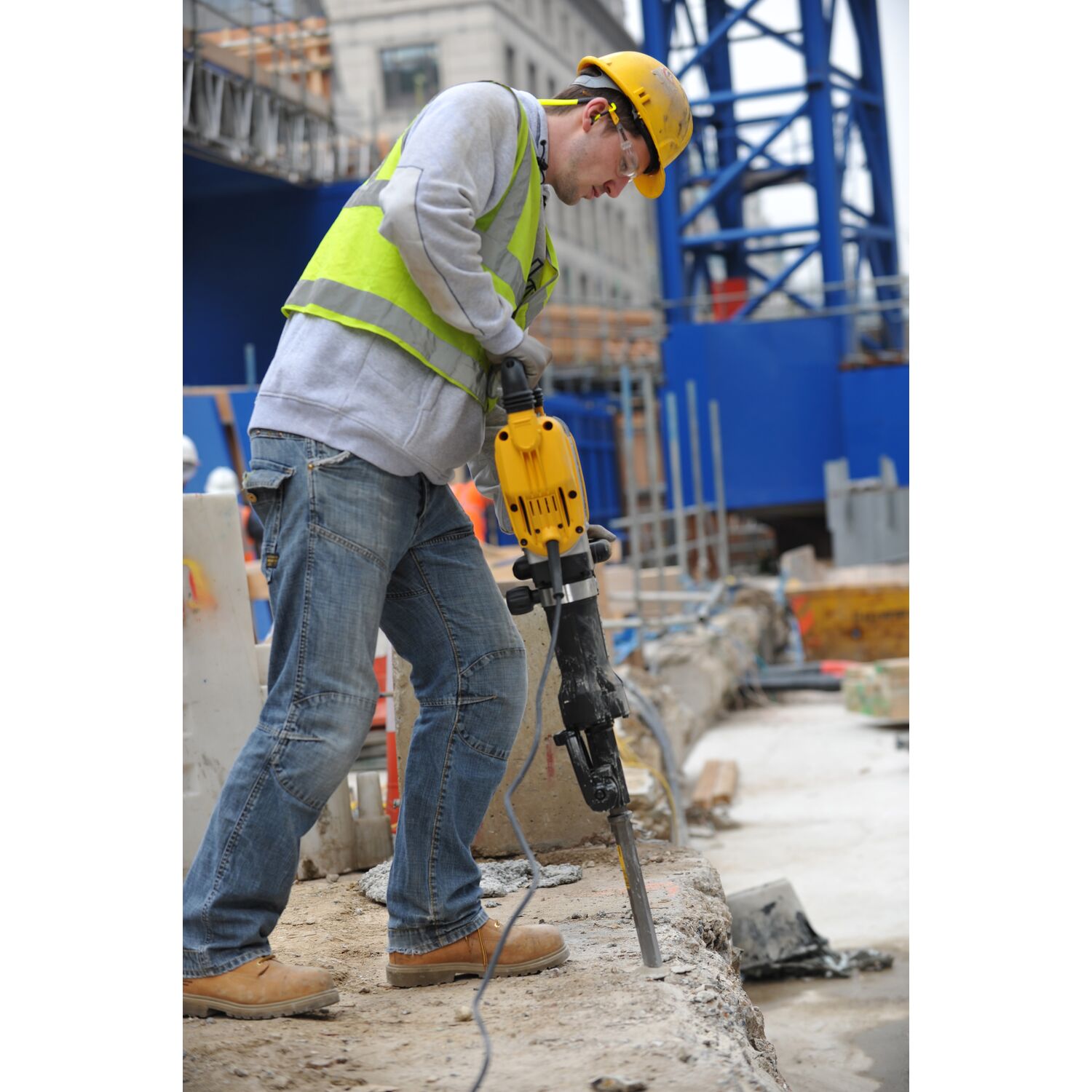 dewalt Chisel point dewalt 28mm 400mm hex