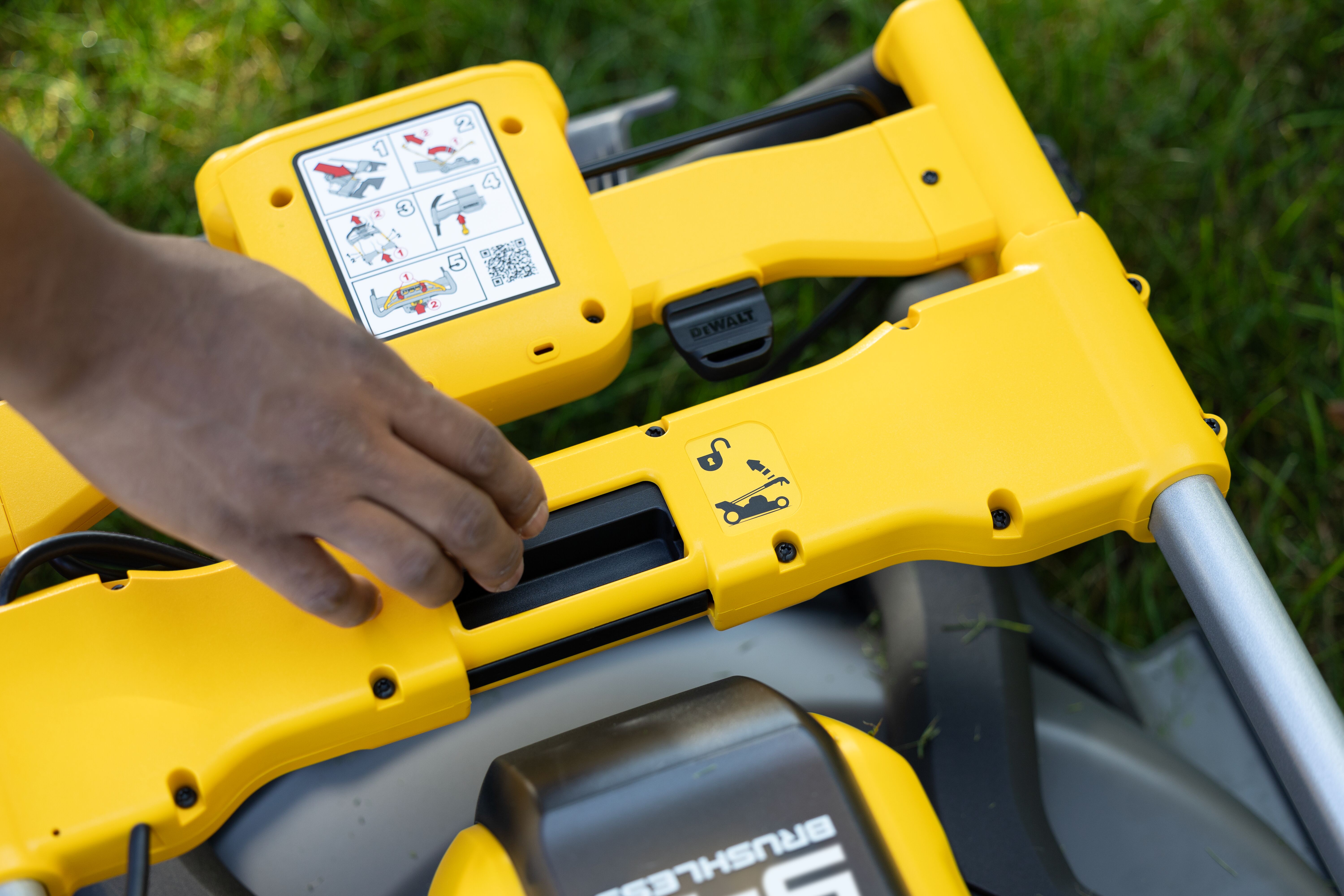 dewalt Bat. lawn mower dewalt 54v