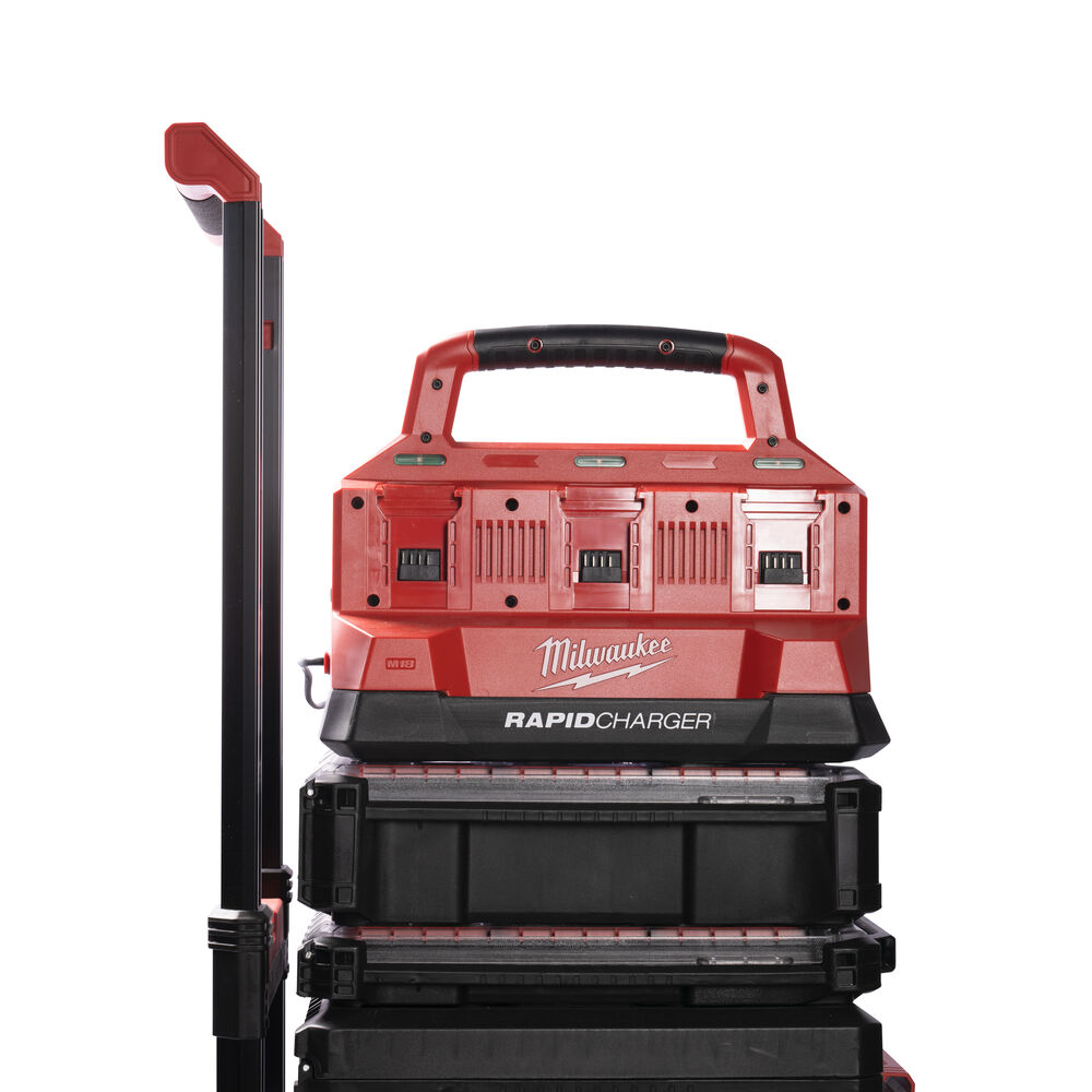 milwaukee Charger milwaukee m18 pc6