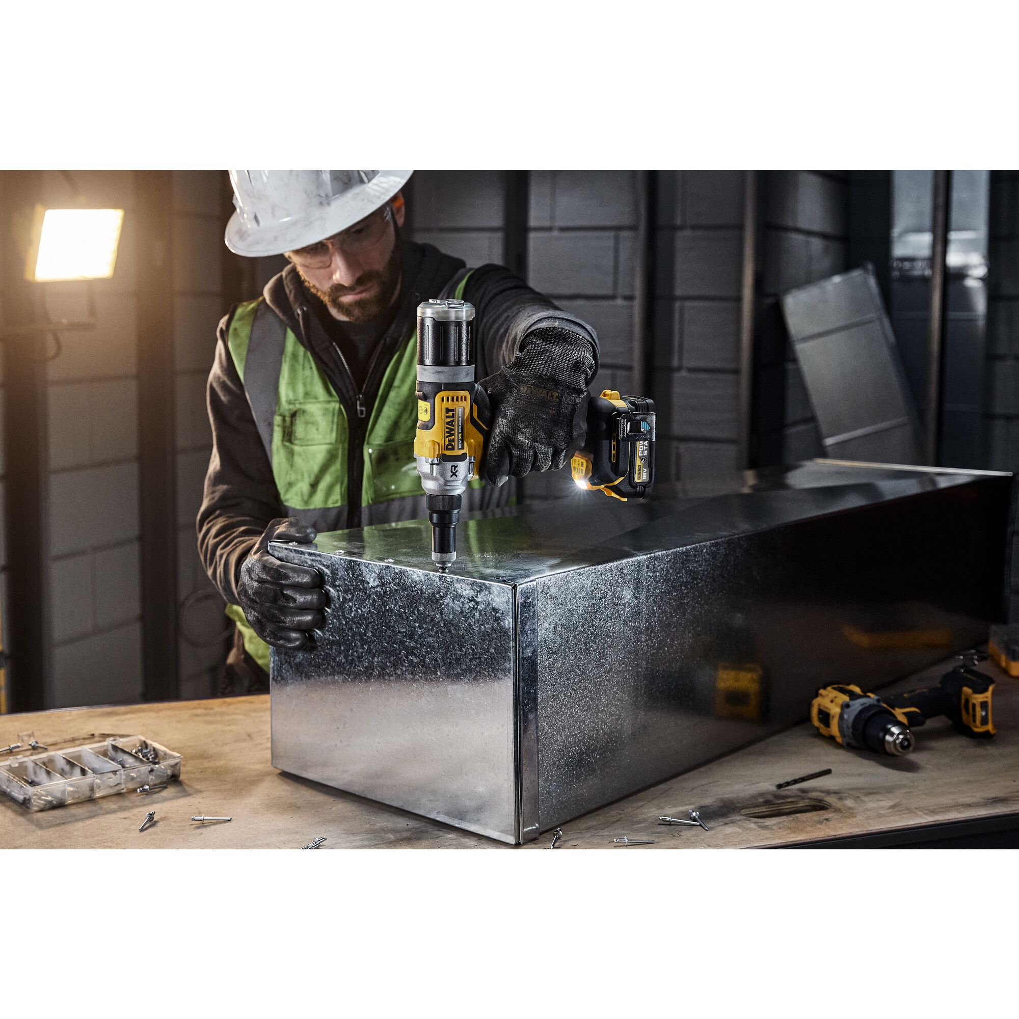 dewalt Blind riveter dewalt dcf414nt-xj 18v xr 6.3mm