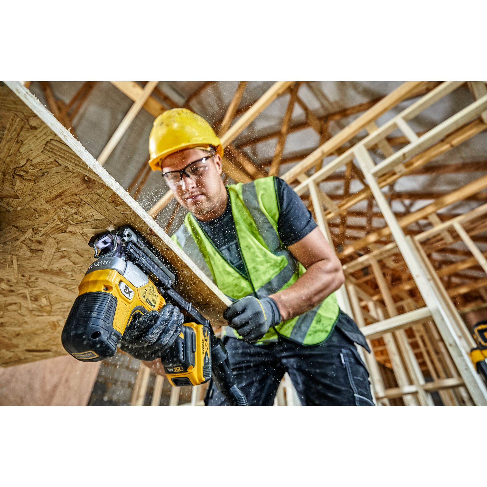 dewalt Pistosaha dewalt dcs335p2 18v xr 2x5,0ah