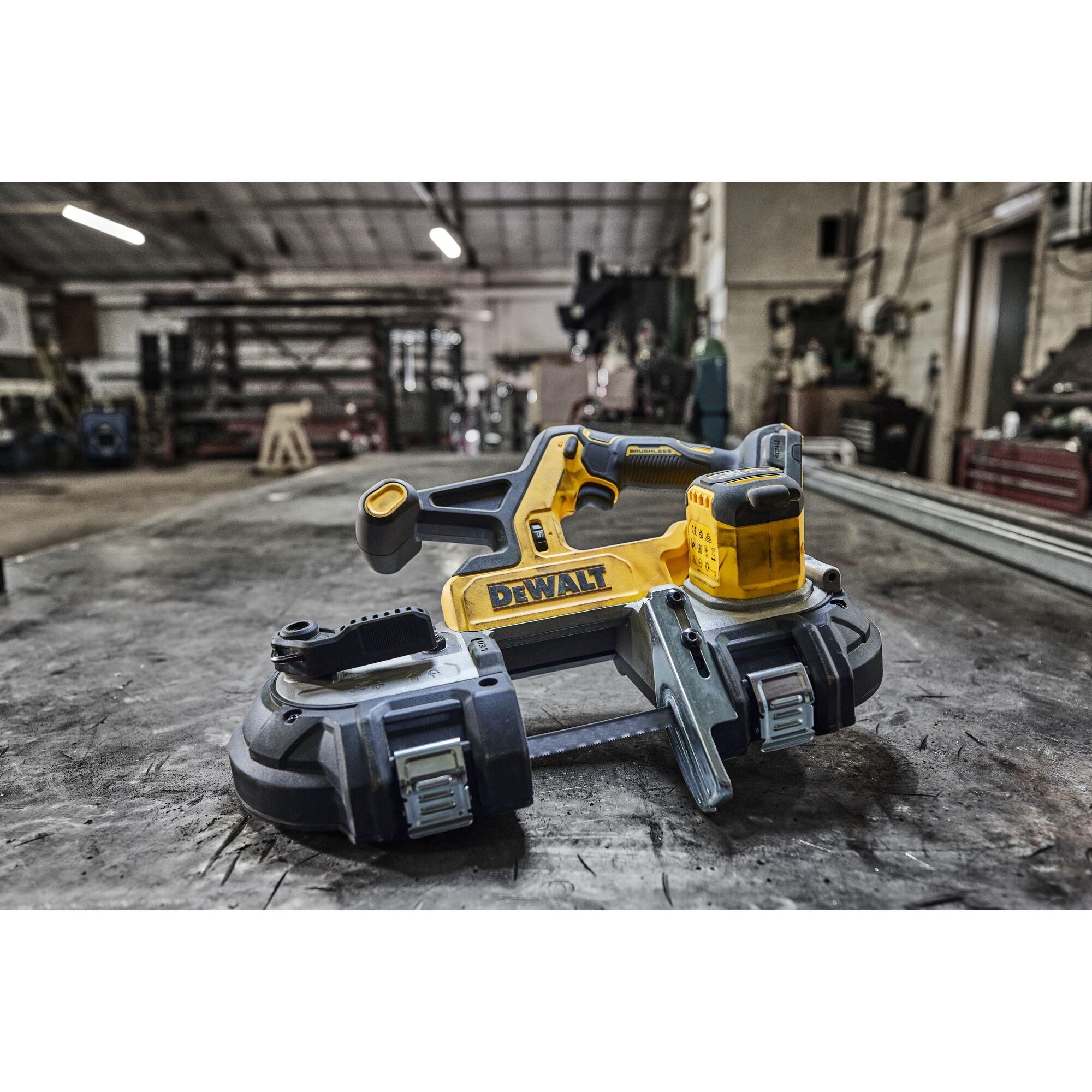 dewalt Akkuvannesaha dewalt dcs378n 18v xr runko