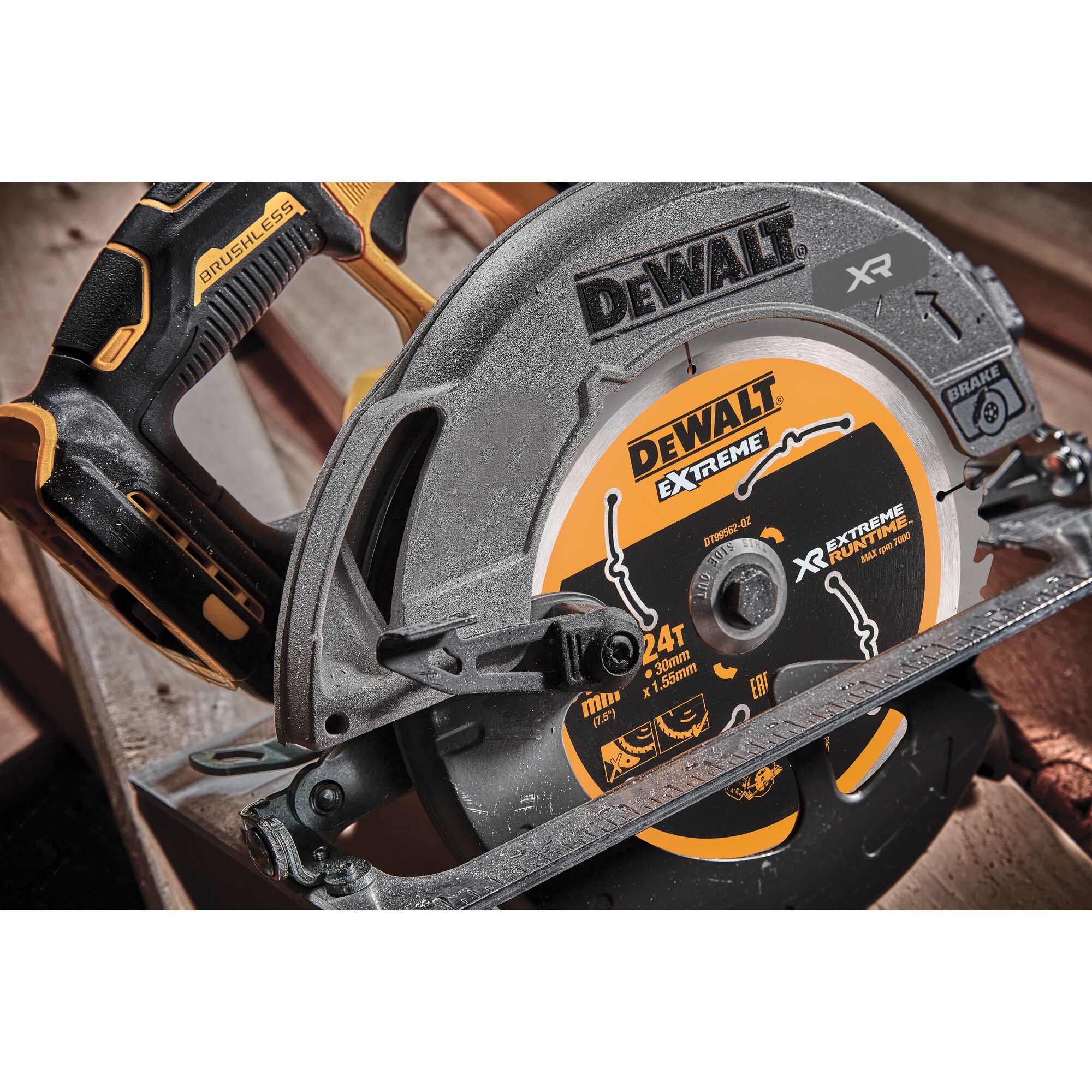 dewalt Cirkelsåg dewalt dcs573nt fv 18v tstak