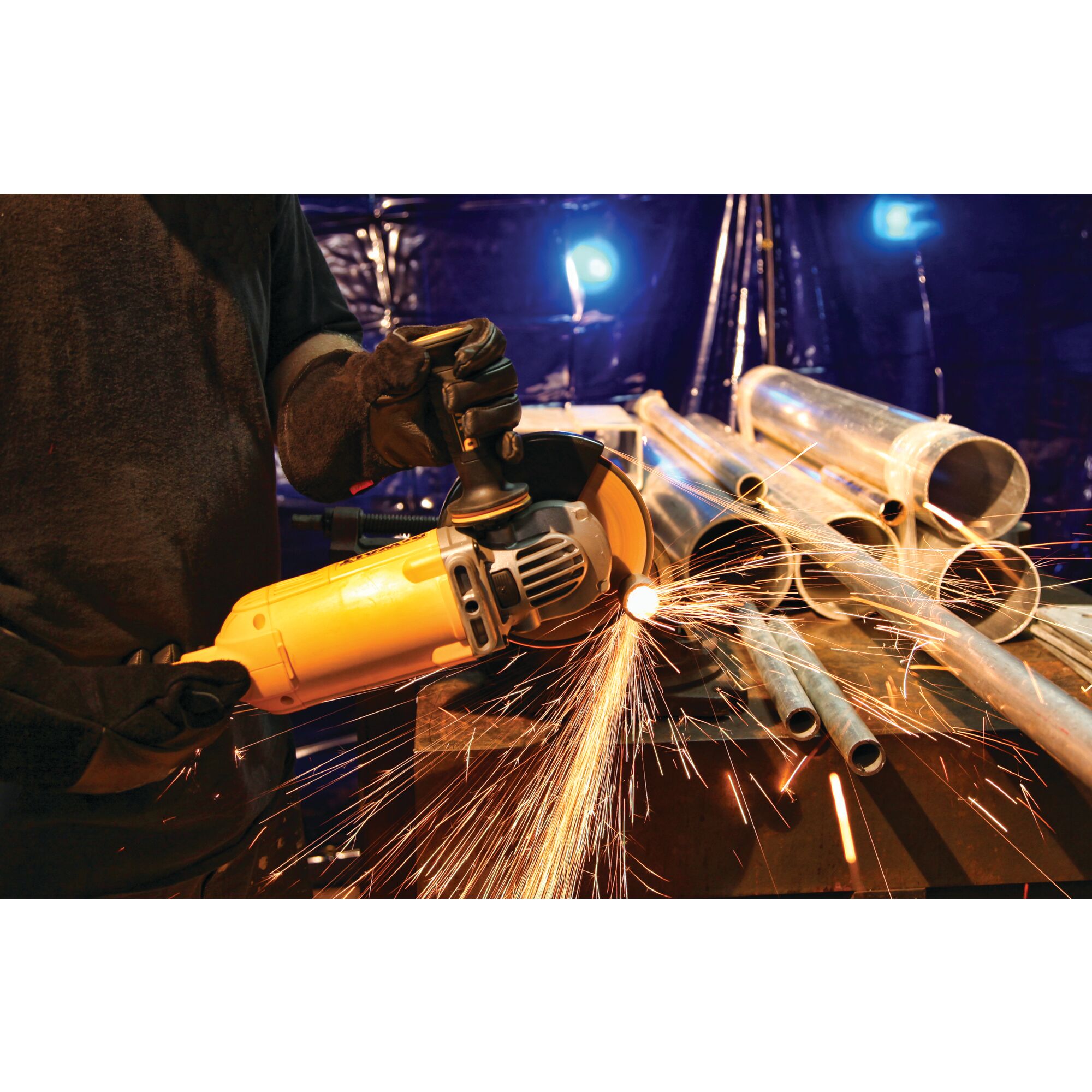 dewalt Kulmahiomakone dewalt dwe496 230mm 2600w