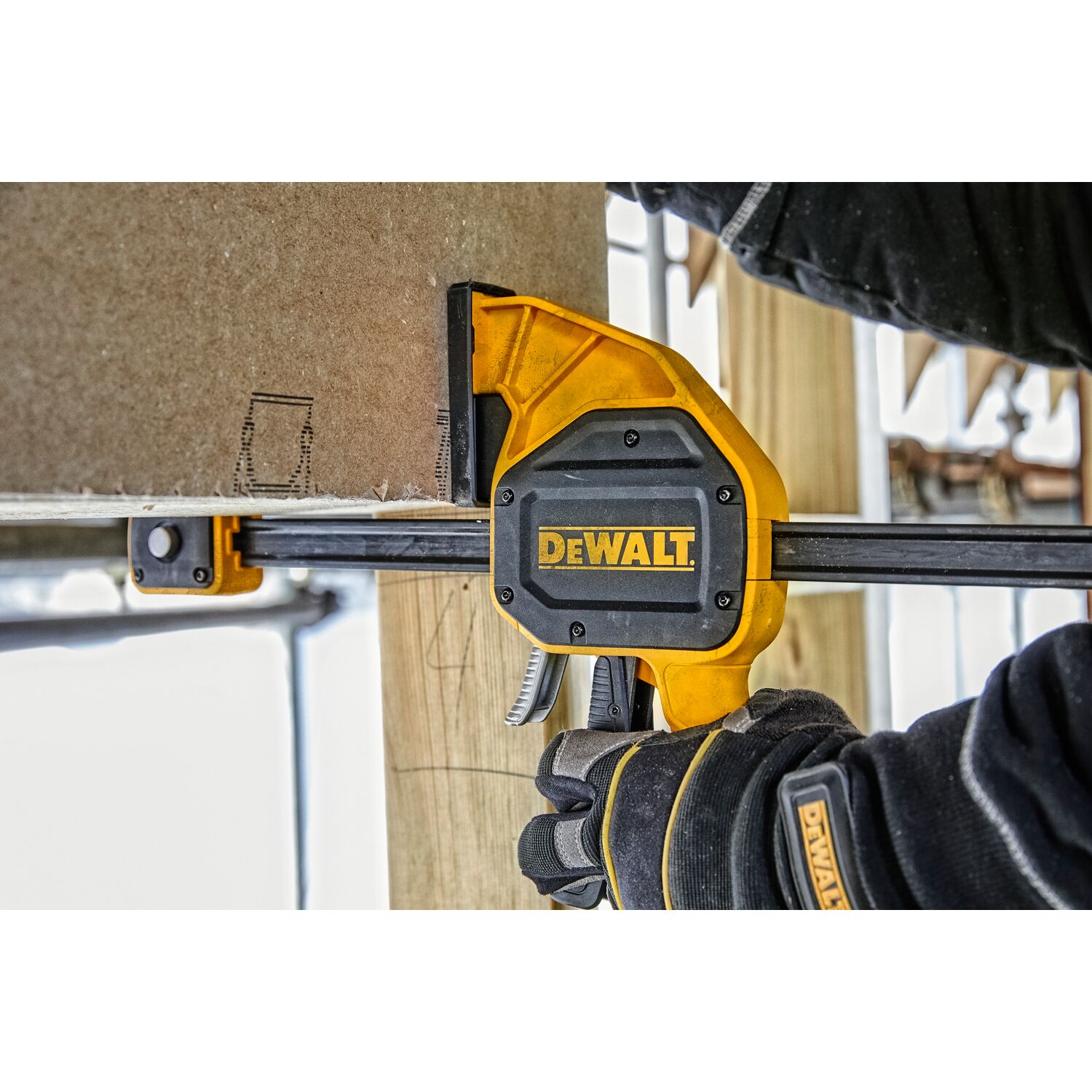 dewalt Trigger clamp dewalt xl 300mm