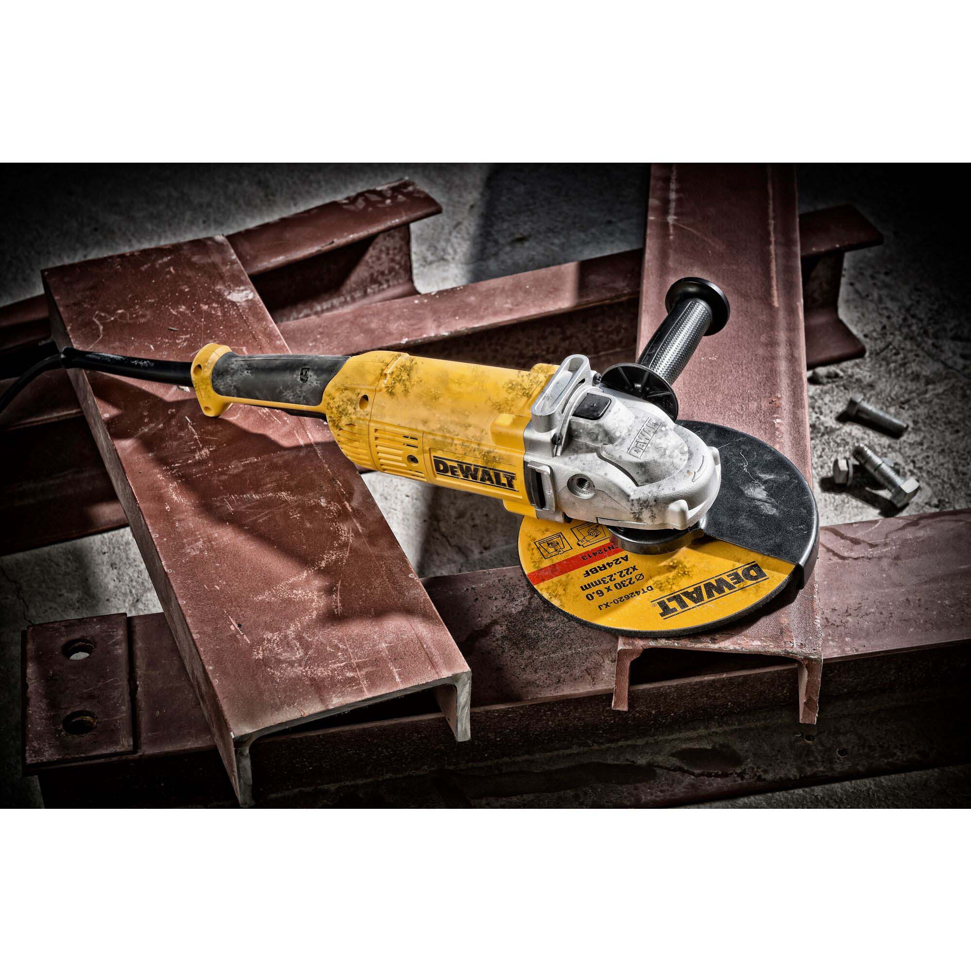 dewalt Angle grinder dewalt dwe490 2000w 230mm