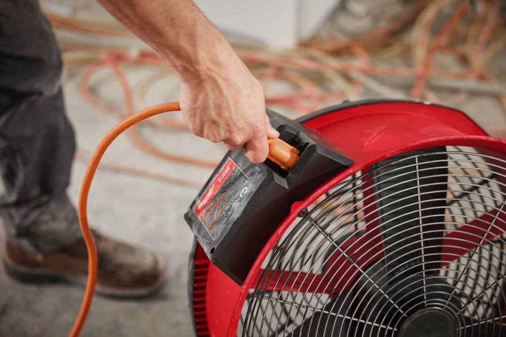 milwaukee Battery air fan milwaukee m18 arfhp-0