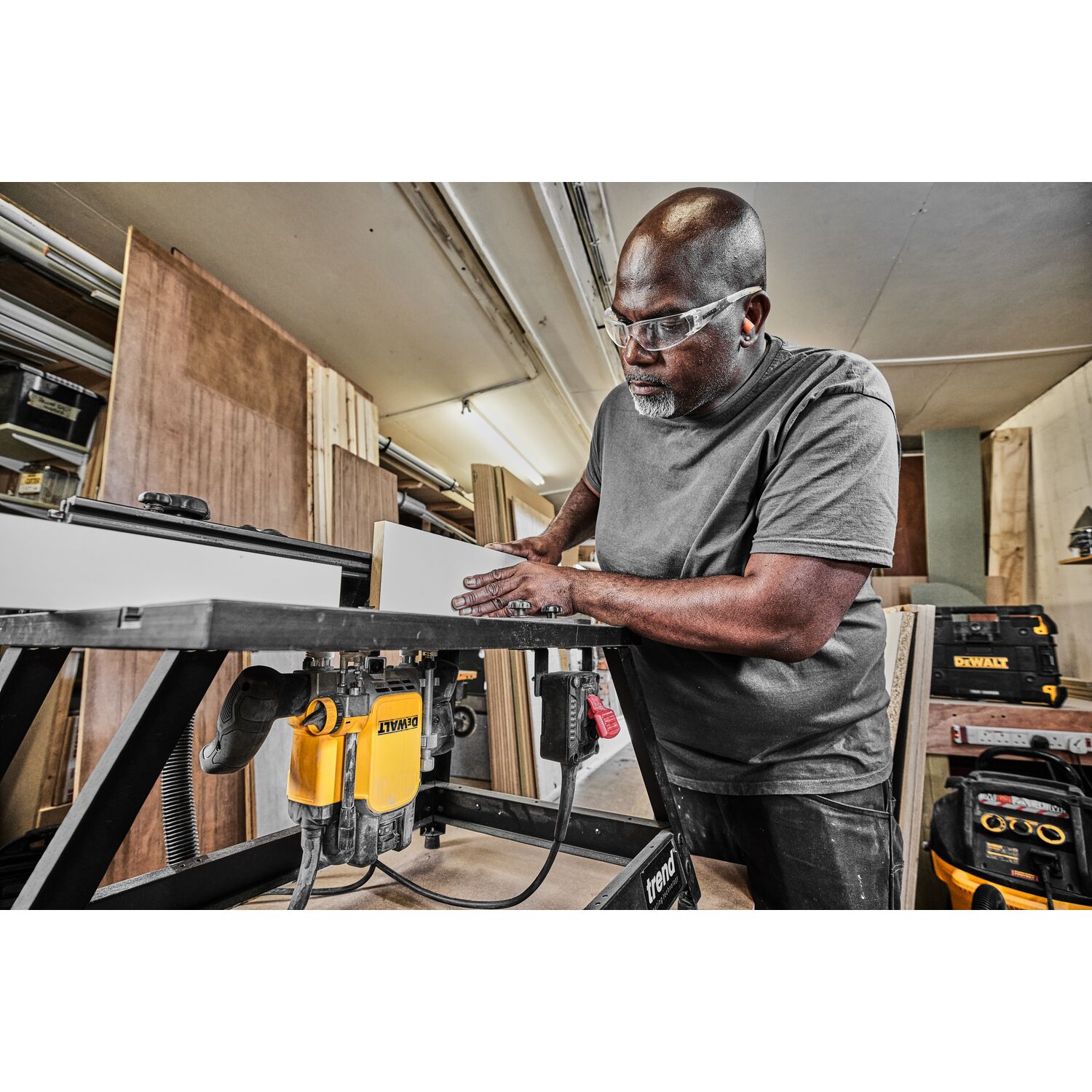 dewalt Yläjyrsin dewalt dwe627kt 230v 12mm 2300w tstak vi