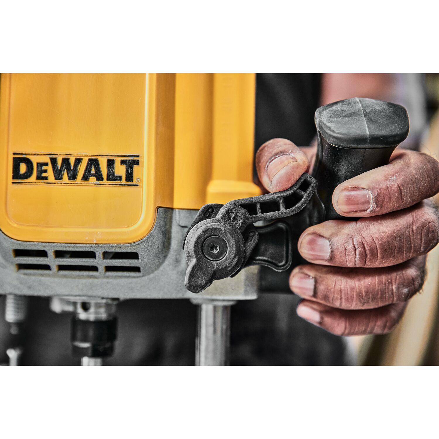 dewalt Yläjyrsin dewalt dwe625 230v 12mm 2300w carton