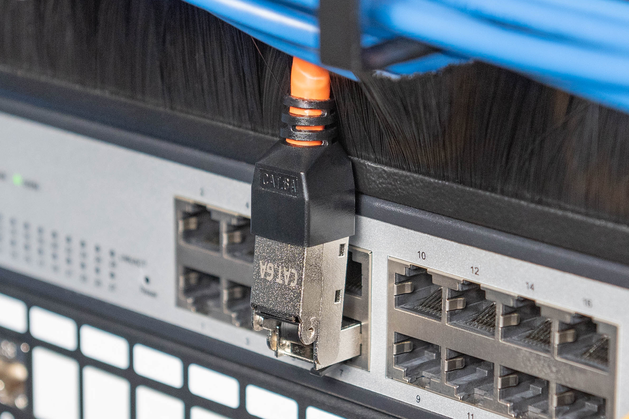 digitus Fältkontakt vinklad 15rj45c6aip20/ang