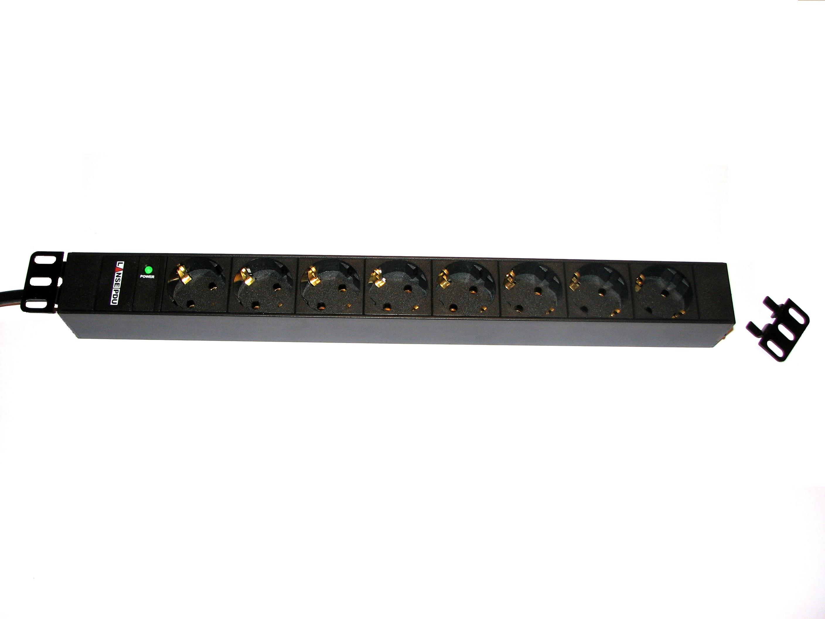 STRØMSKINNE 8X16A DIN LED UTBYTTBAR KABEL