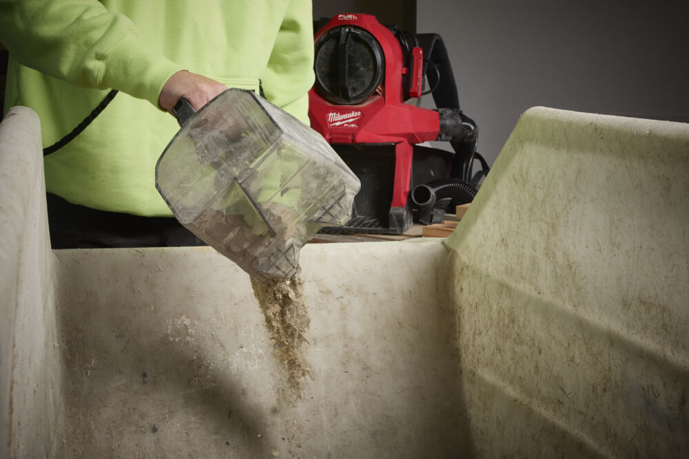 milwaukee Backpack vacuum milwaukee m18 fbpv2-0