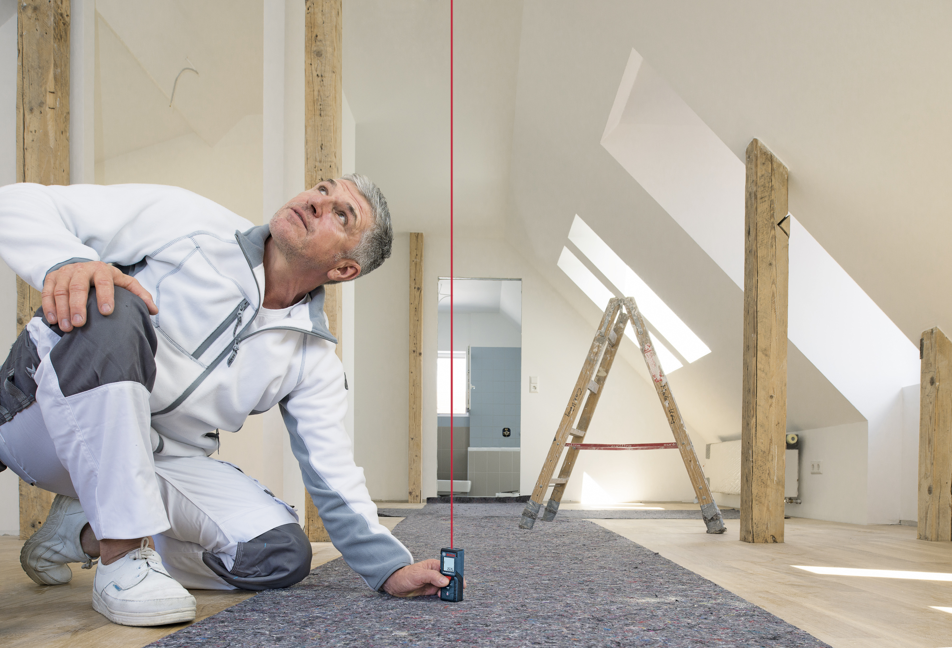 bosch blue Laser measure glm 40