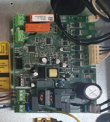 SK-ECM BOARD FROM Y.2024 SIZE 4 CODE 9079135D