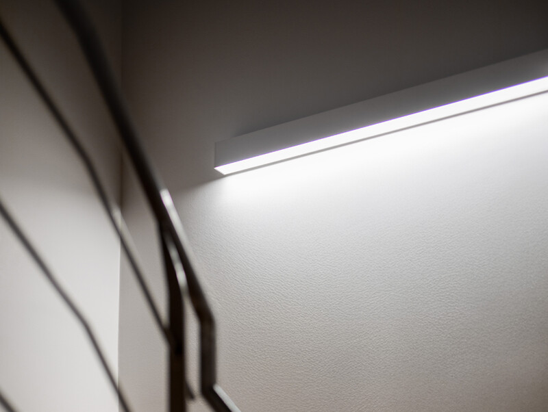 hide-a-lite Mech. acc actor g2 ceiling wall bracket bl