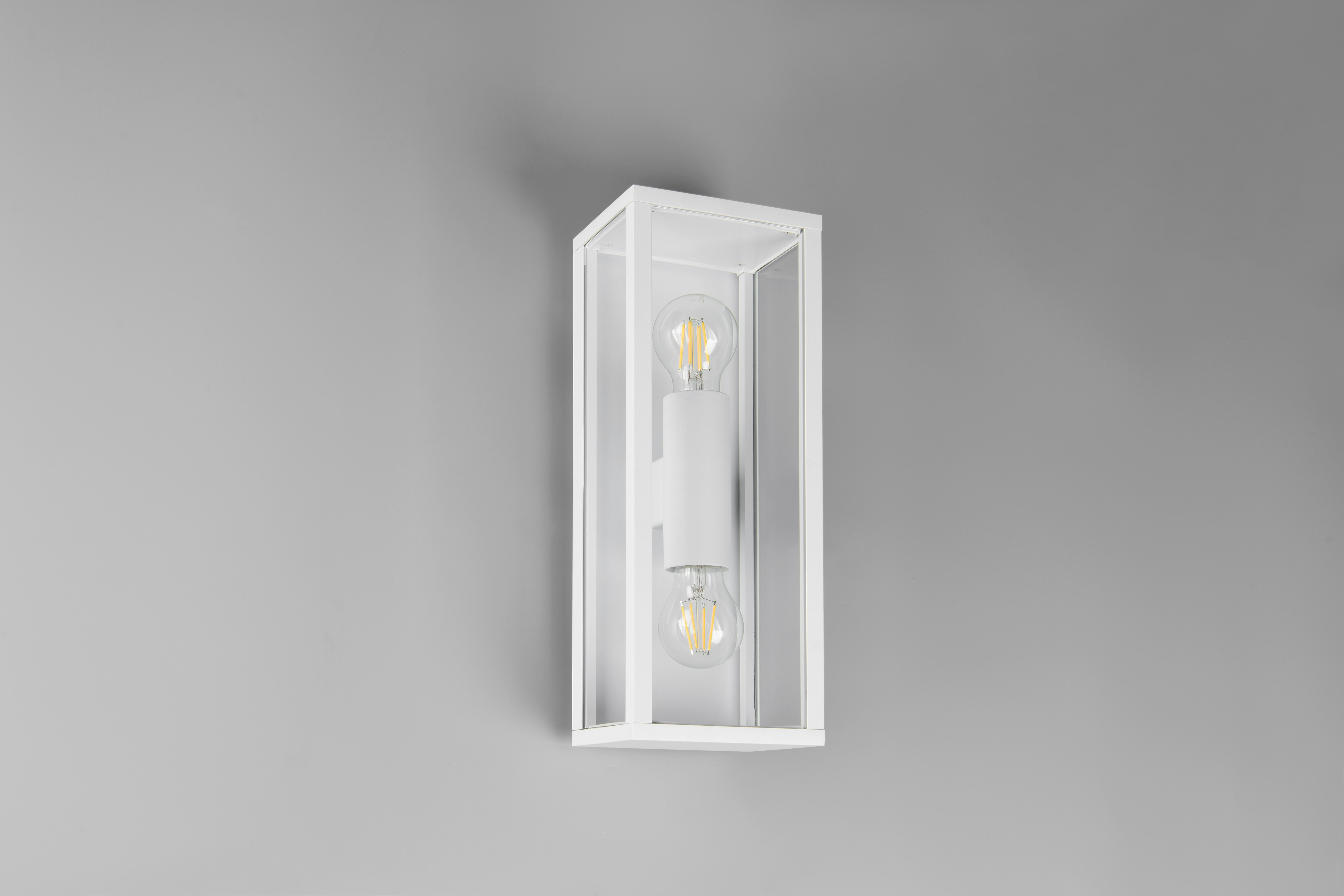 trio Seinävalaisin ulko trio garonn ip44 2xe27 max 10w matt white