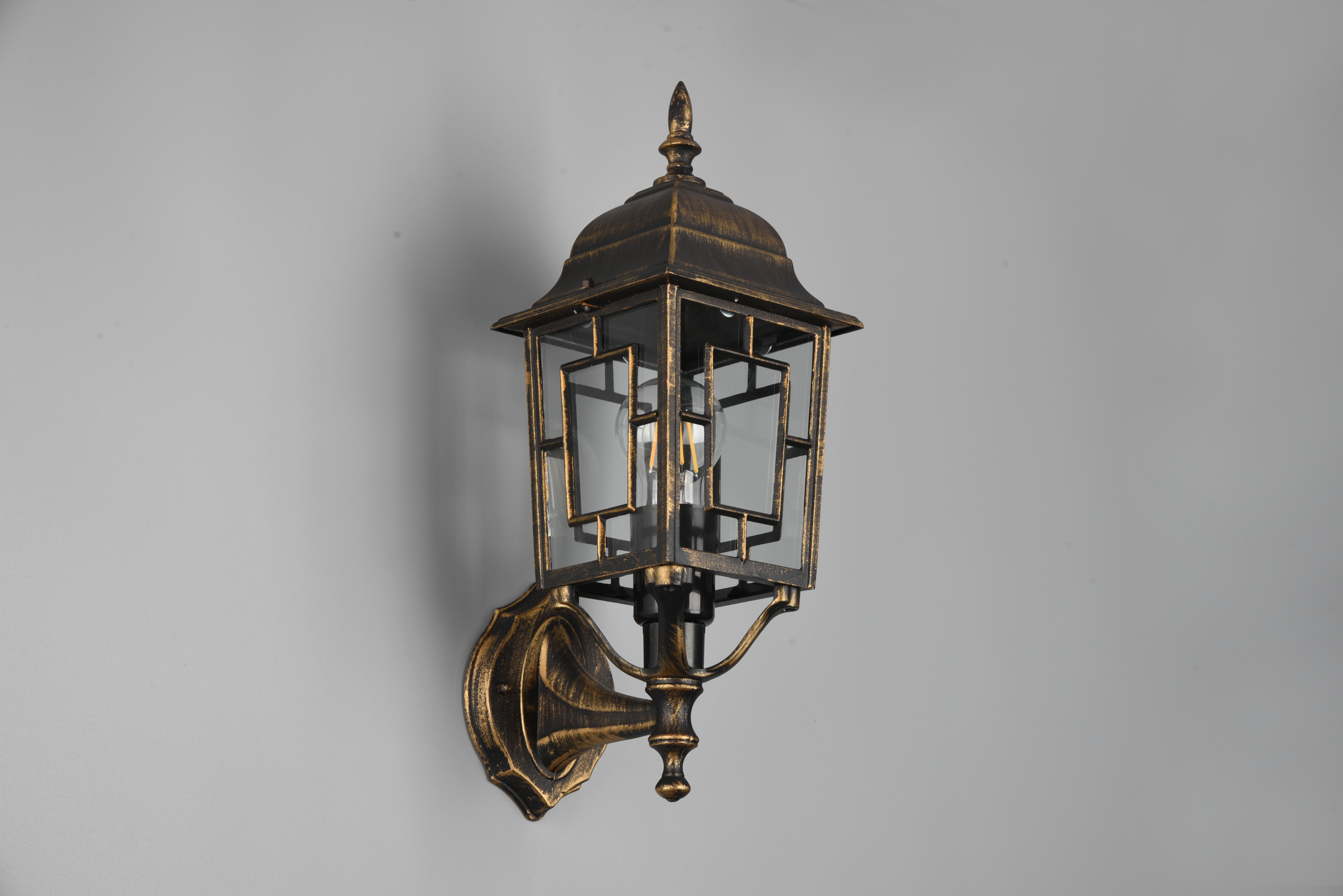 trio Wall lamp outdoor trio volturn ip44 e27 max 60w rustic