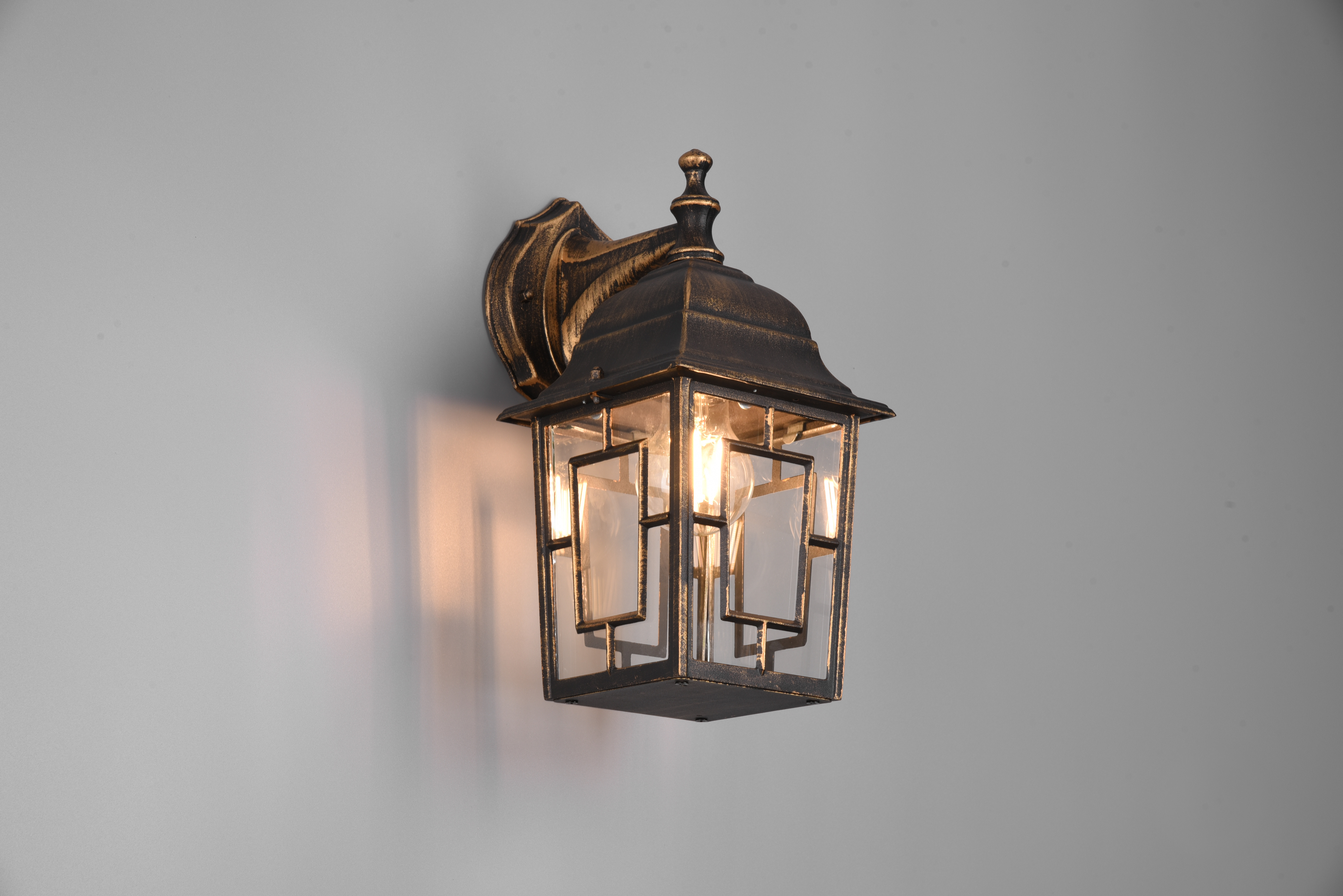 trio Wall lamp outdoor trio volturn ip44 e27 max 60w rustic