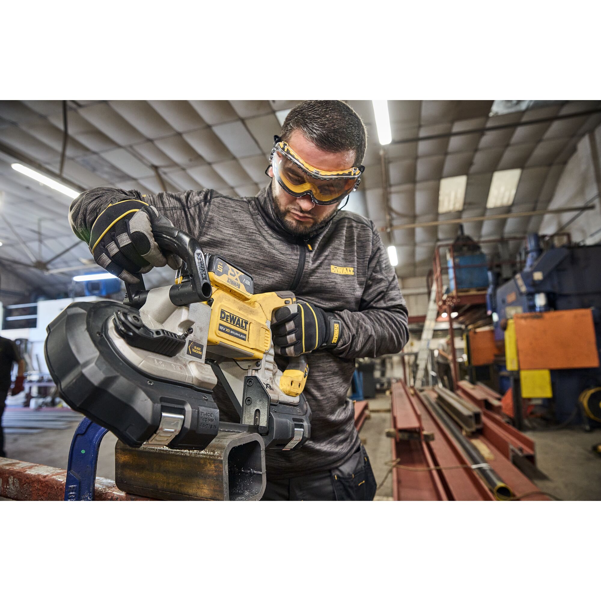 dewalt Bandsaw dewalt 18v xr 127mm bare