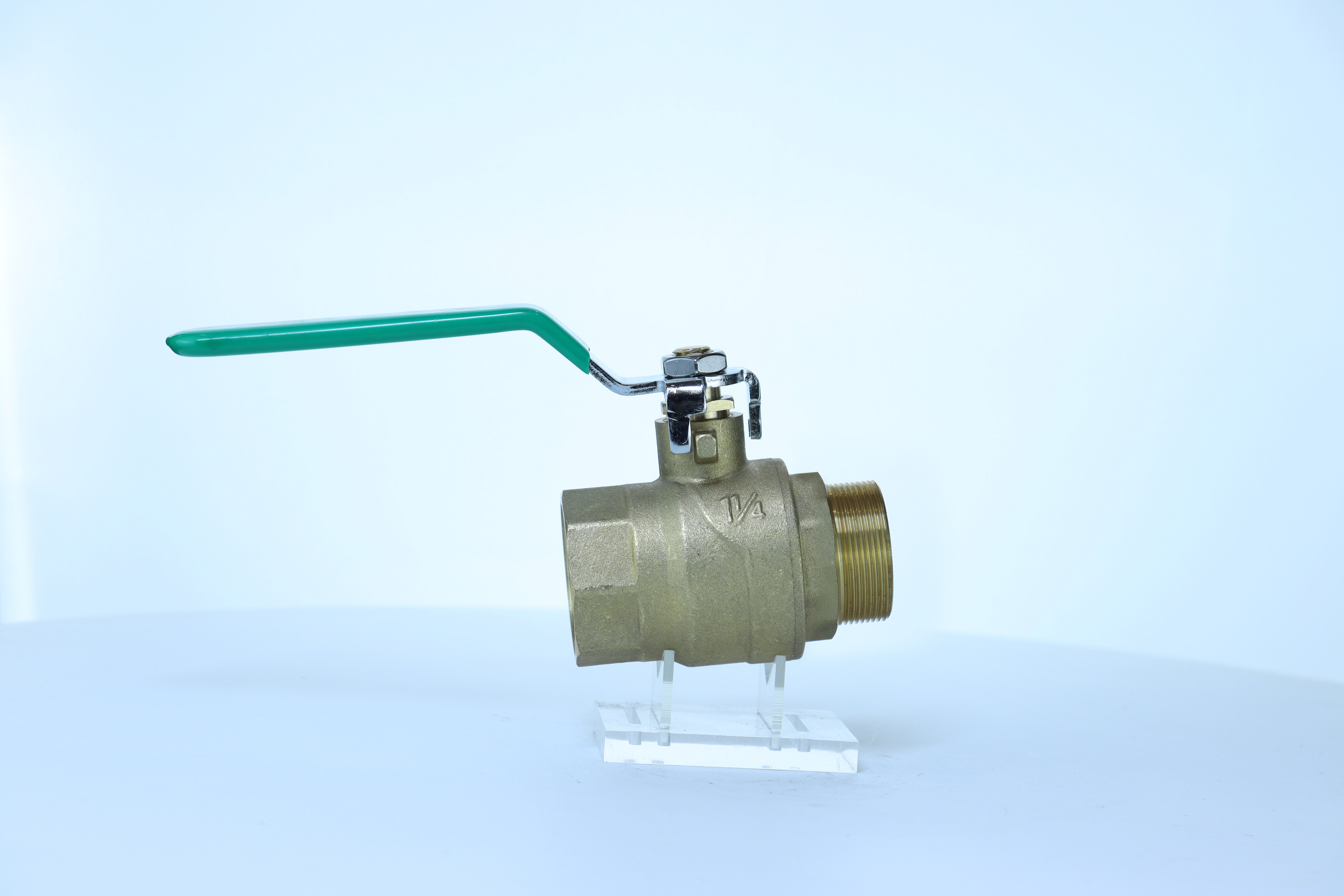 undefined Kuulkraan erimessing 1" 1/4" s/v pn30