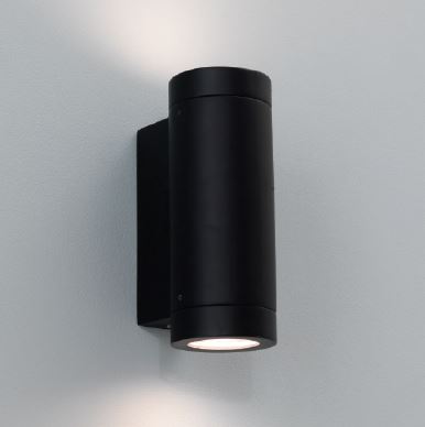 astro Gårdsarmatur porto plus twin ip 2x7w bl