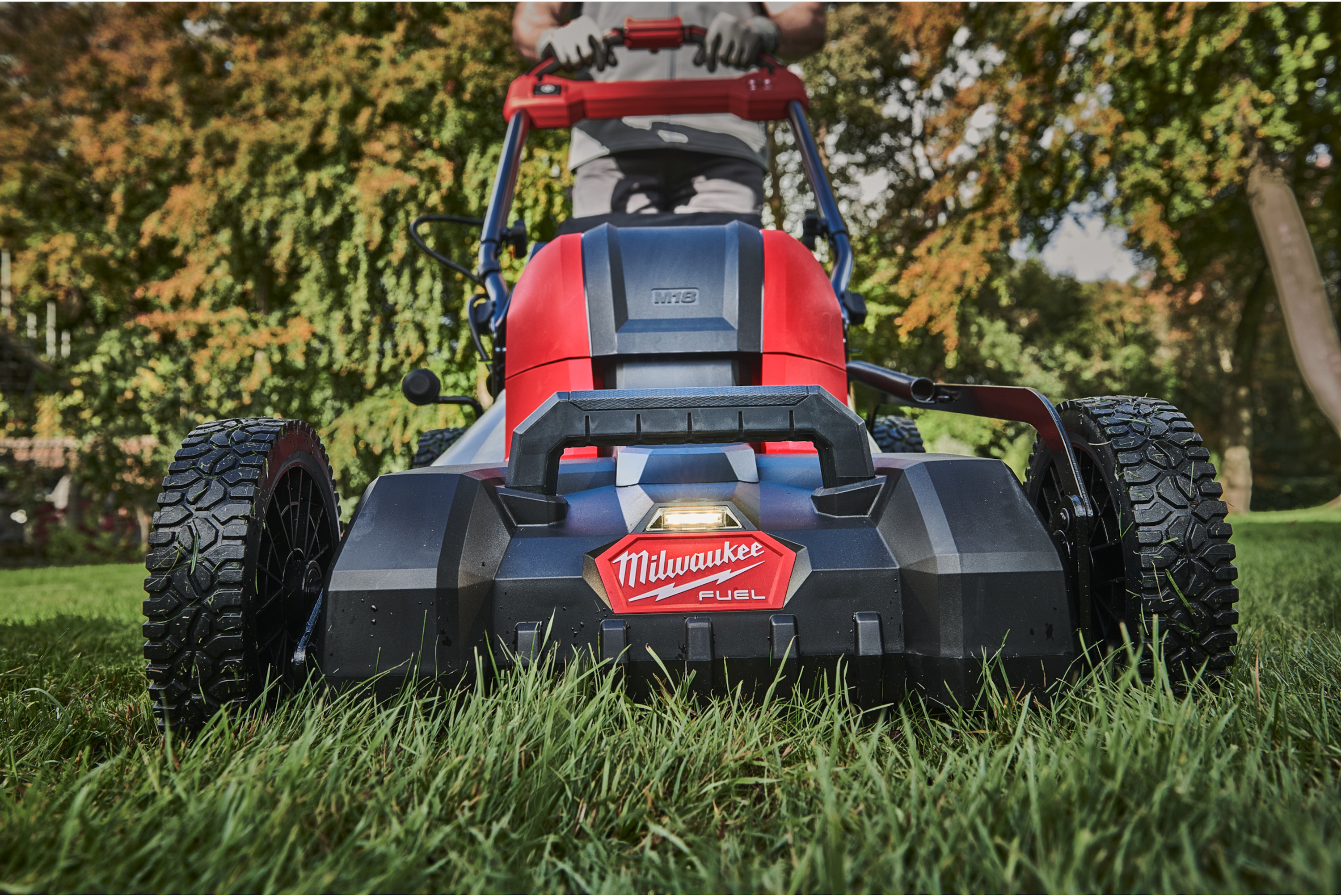 milwaukee Akkuruohonleikkuri milwaukee m18 f2lm46-802