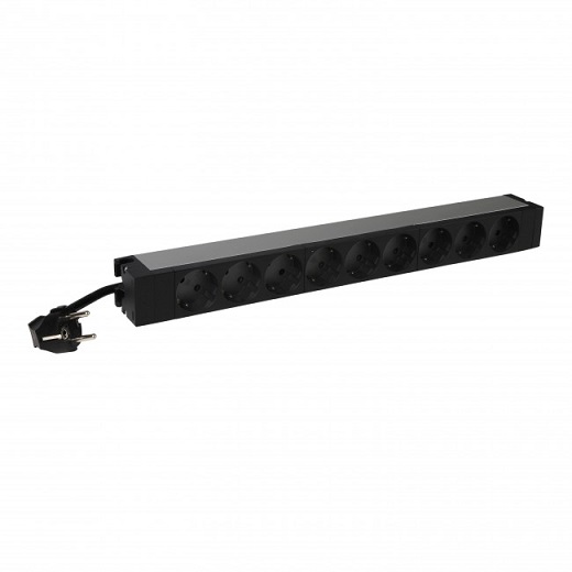 STRØMLIST 9 UTTAK INK.3M KABEL