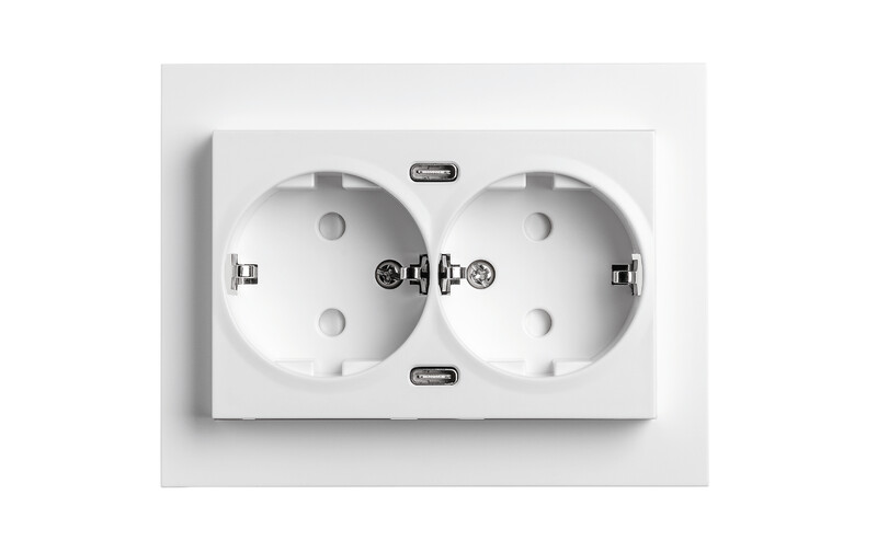 PISTORASIA USB INSTALL 2S/16A/IP21 UPJ USBC+C VAL