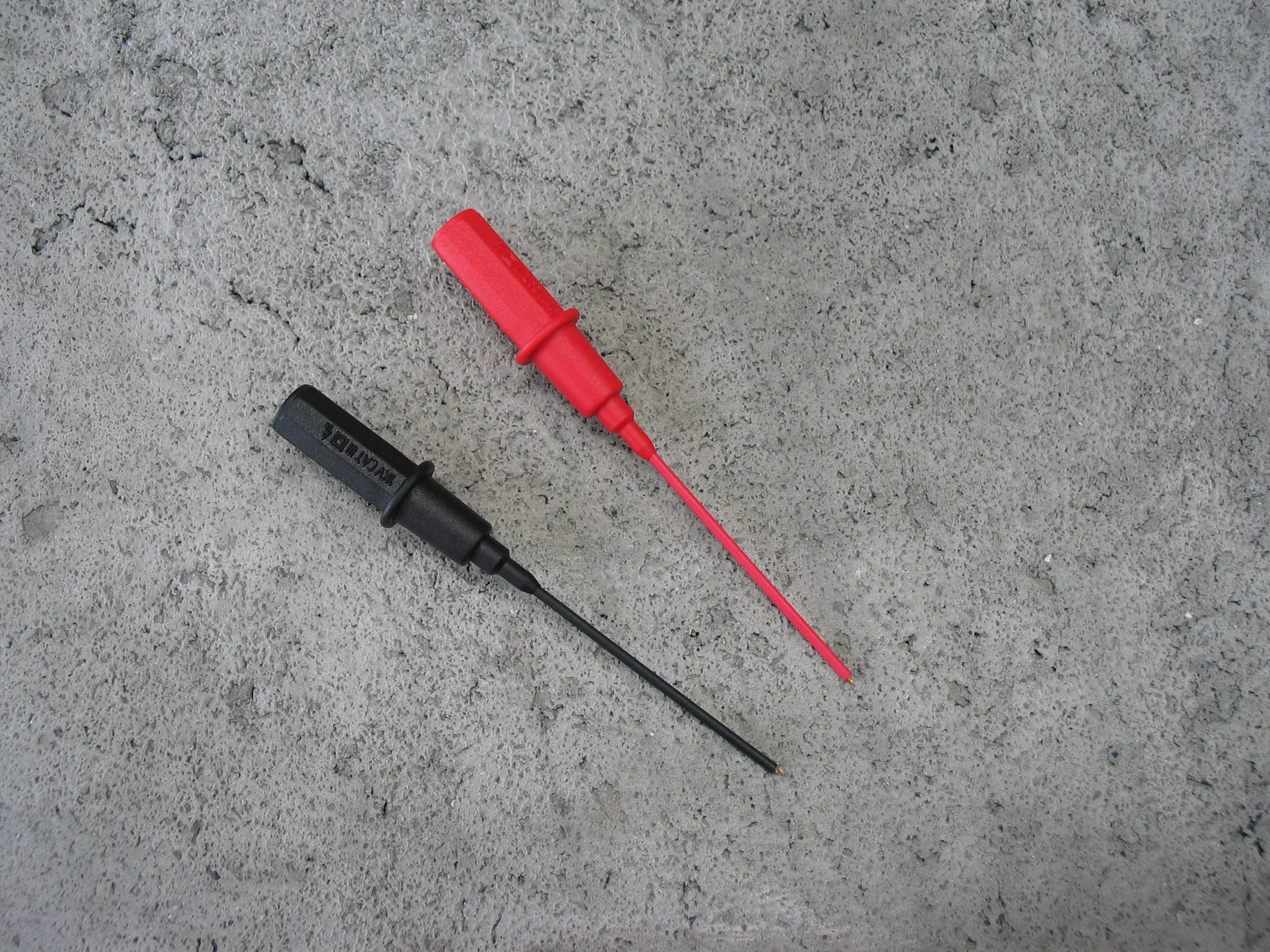 PROVPINNE 4 MM SVART