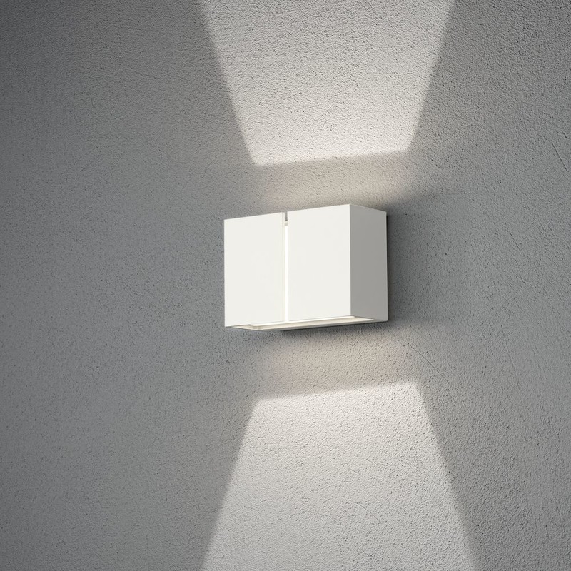 VÄGGARMATUR PAVIA 7877-250 IP54 4X3W VIT