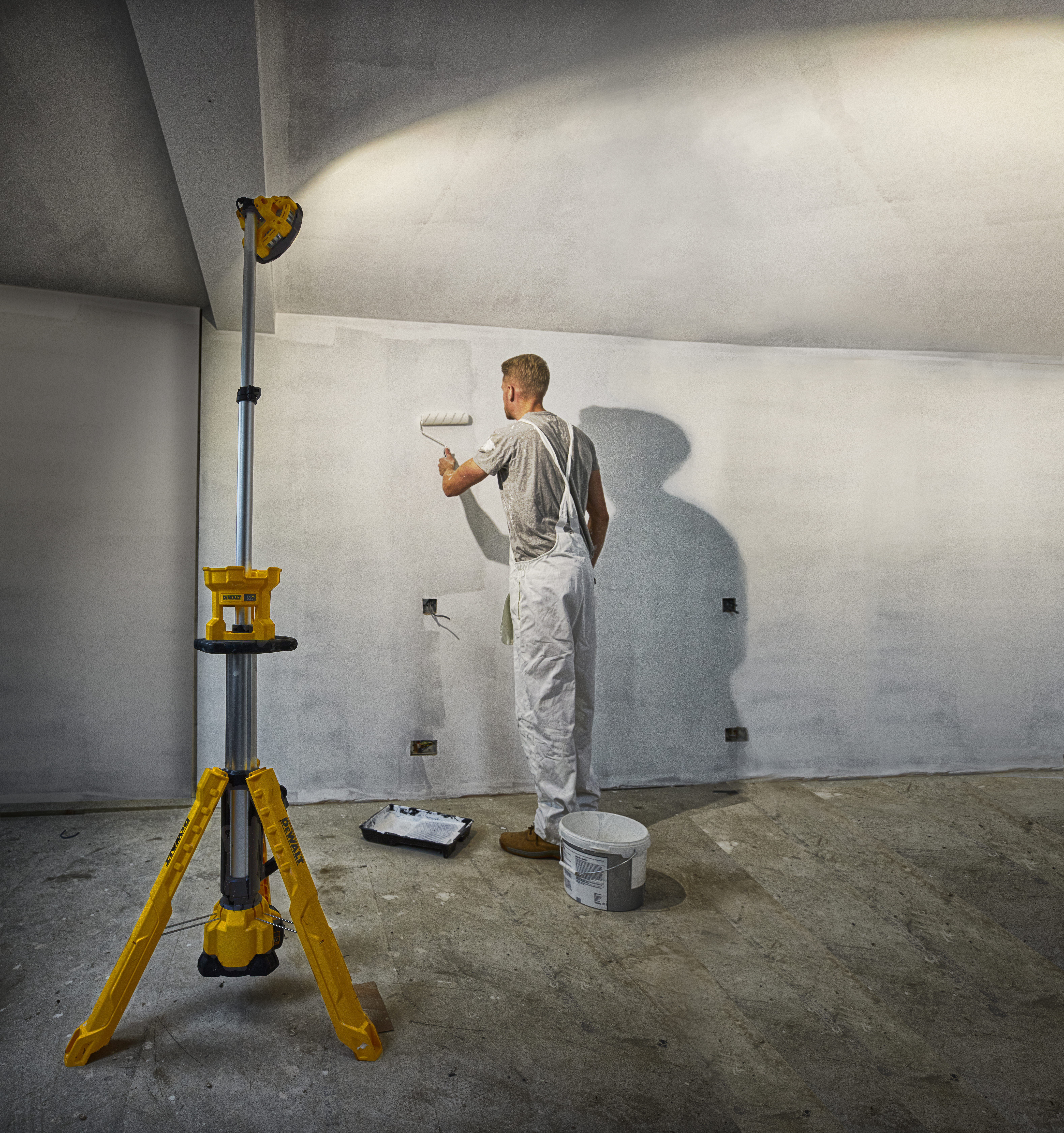 dewalt Tripod light dewalt dcl079 18v bare