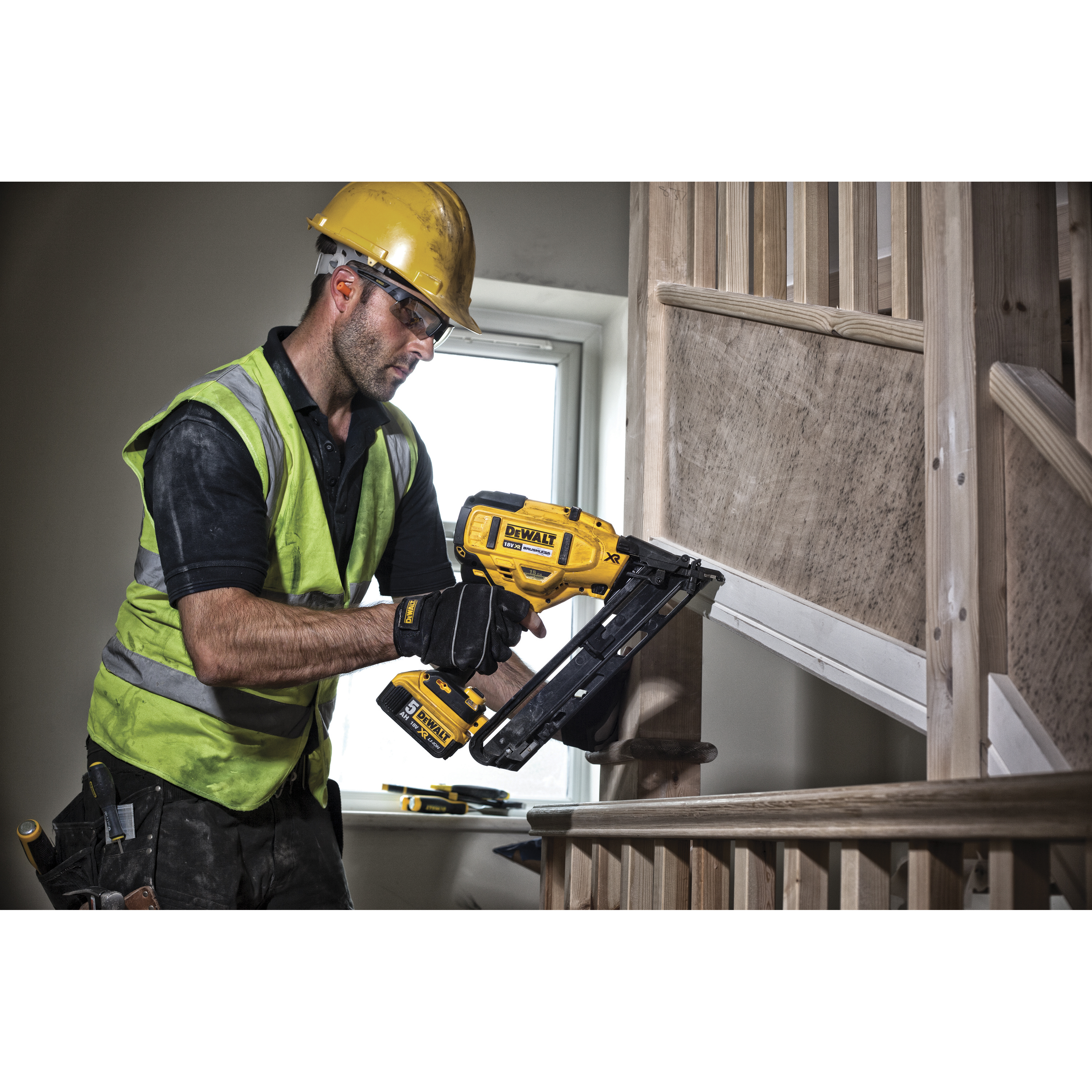 dewalt Finish nailer dewalt dcn650n bare