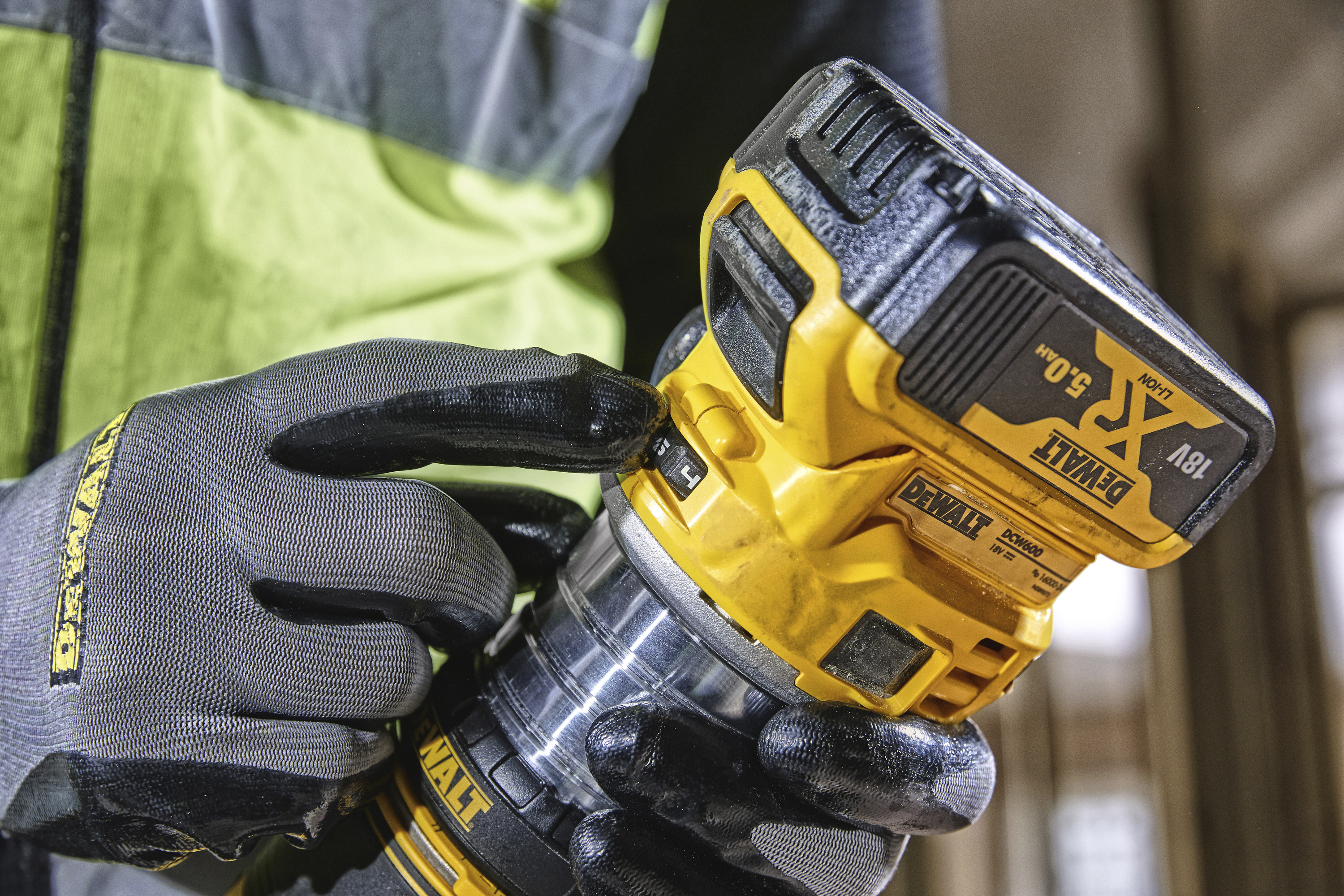 dewalt Akkuyläjyrsin dewalt dcw604nt tstak