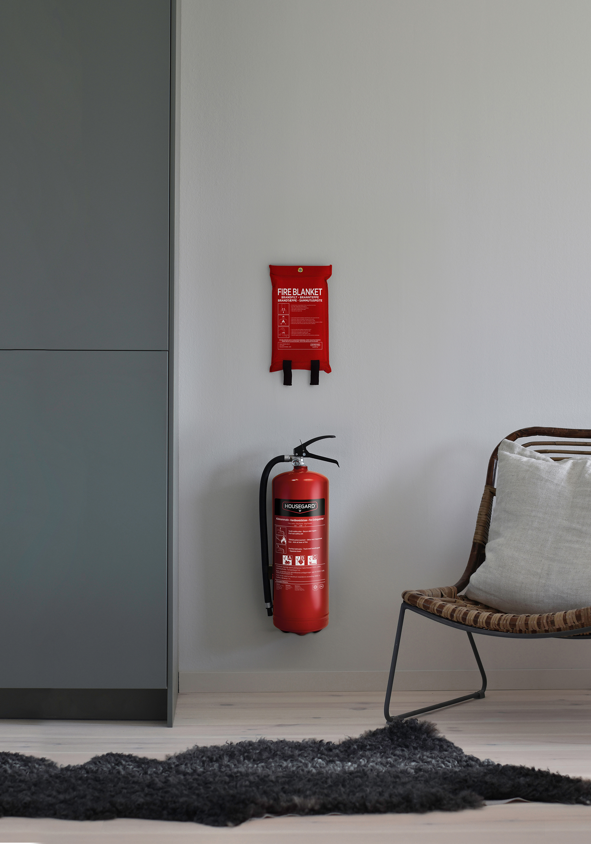 housegard Fire blanket 120cmx180cm silicone coated blanket