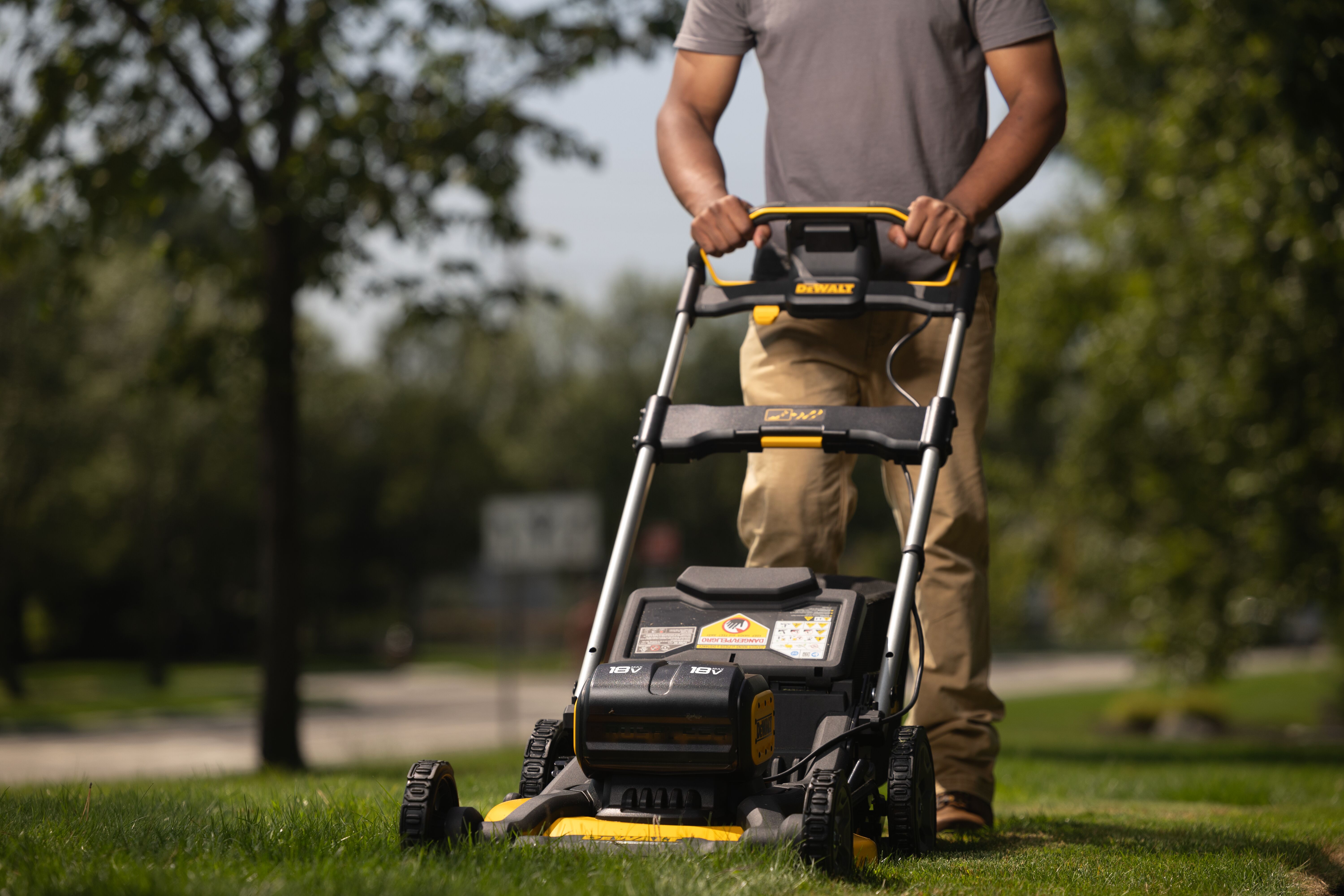 dewalt Bat. lawn mower dewalt 2x18v