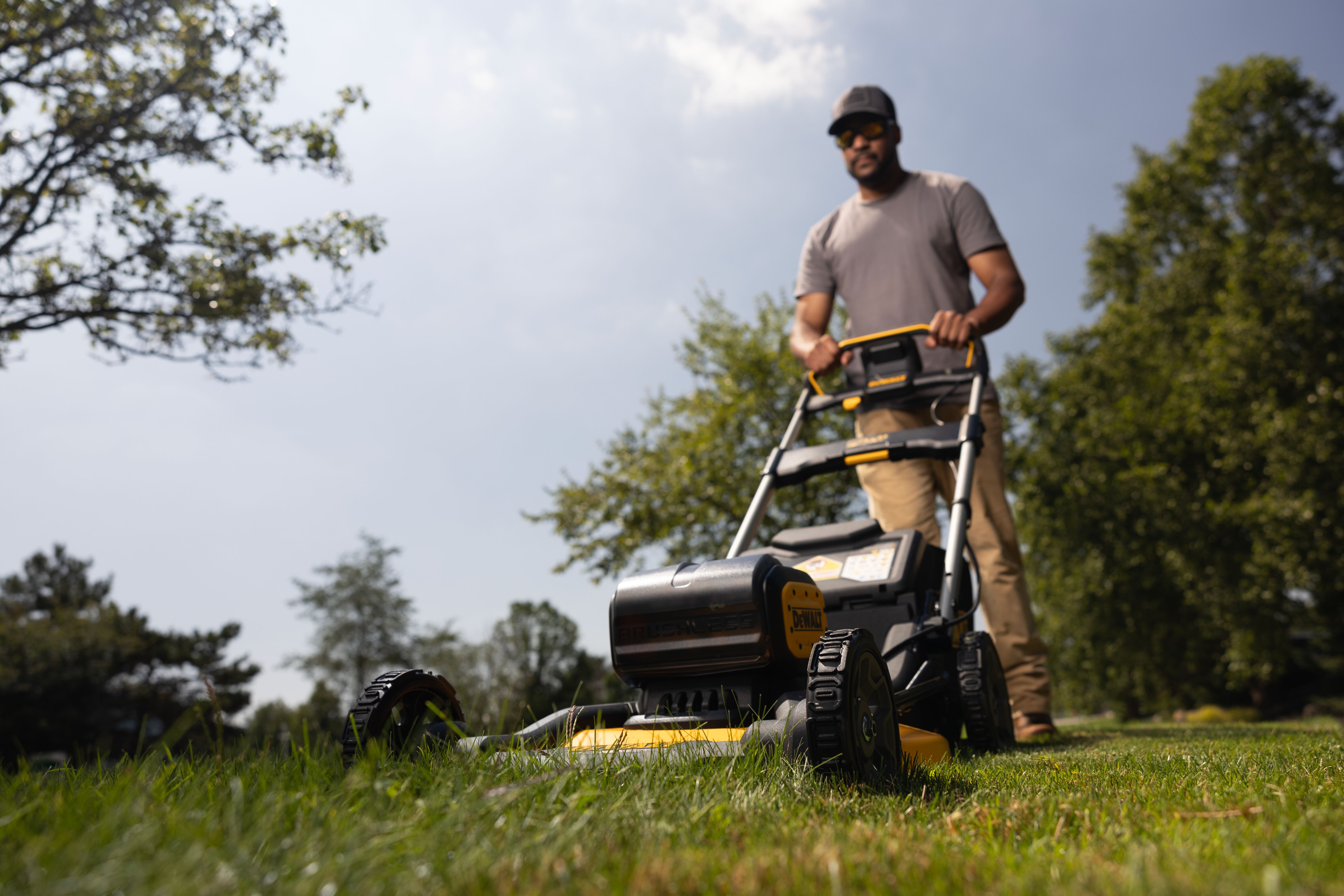 dewalt Bat. lawn mower dewalt 2x18v