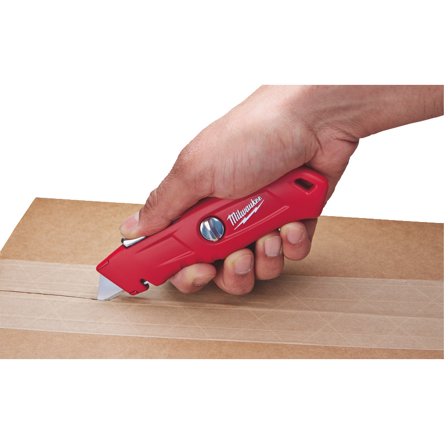 milwaukee Knife self retract. milwaukee 4932471360